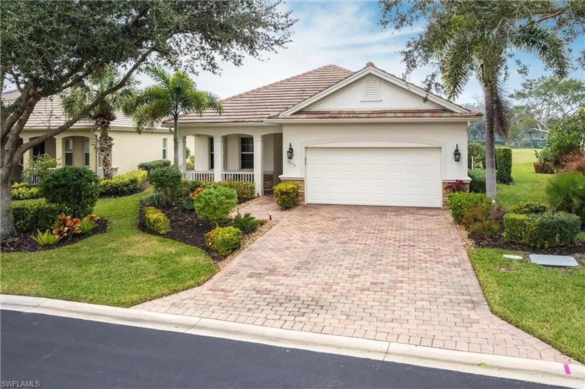 Property Slideshow image 1 of 48 | 3670 lakeview isle ct, Fort Myers, FL, 33905