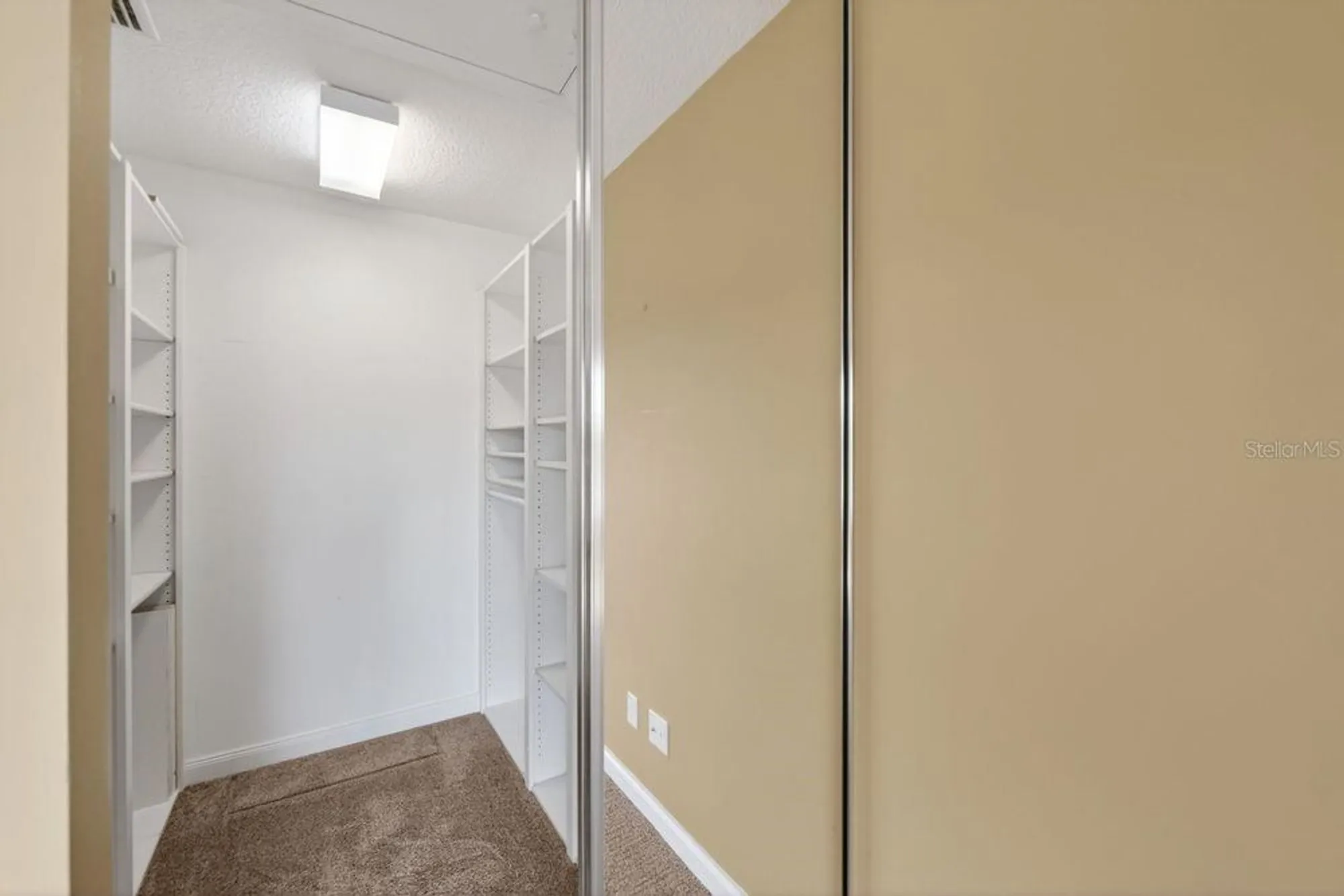 Property Slideshow image 16 of 42 | 6099 erice st, Venice, FL, 34293