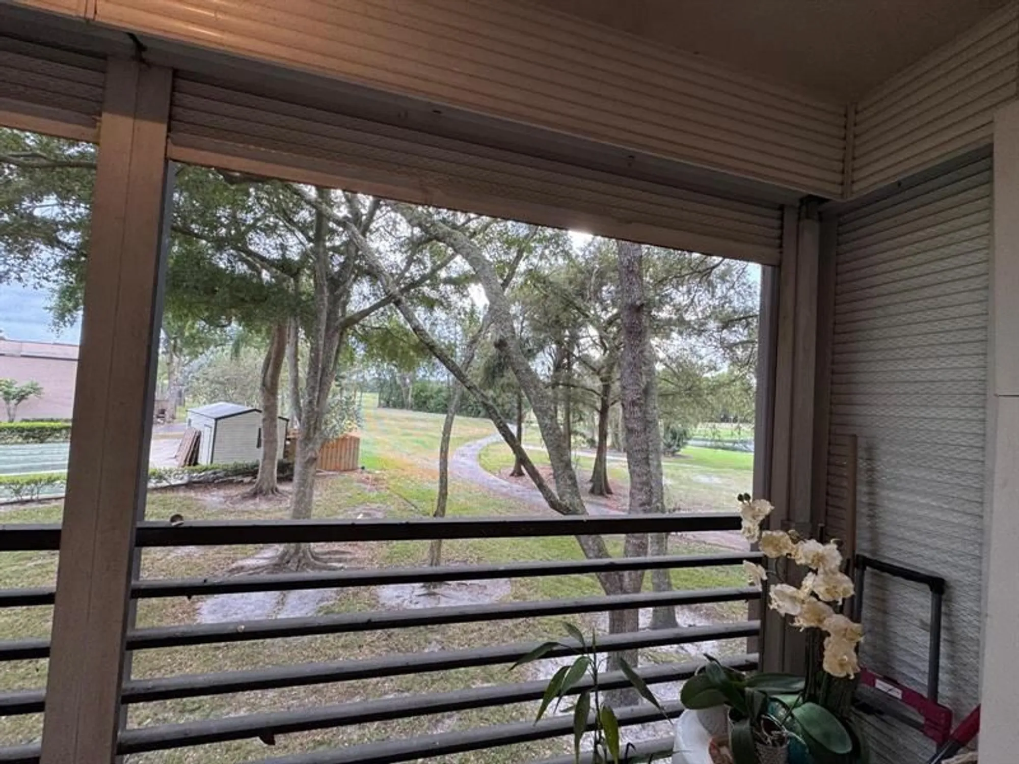 Property Slideshow image 36 of 40 | 6701 n university dr apt 216, Tamarac, FL, 33321