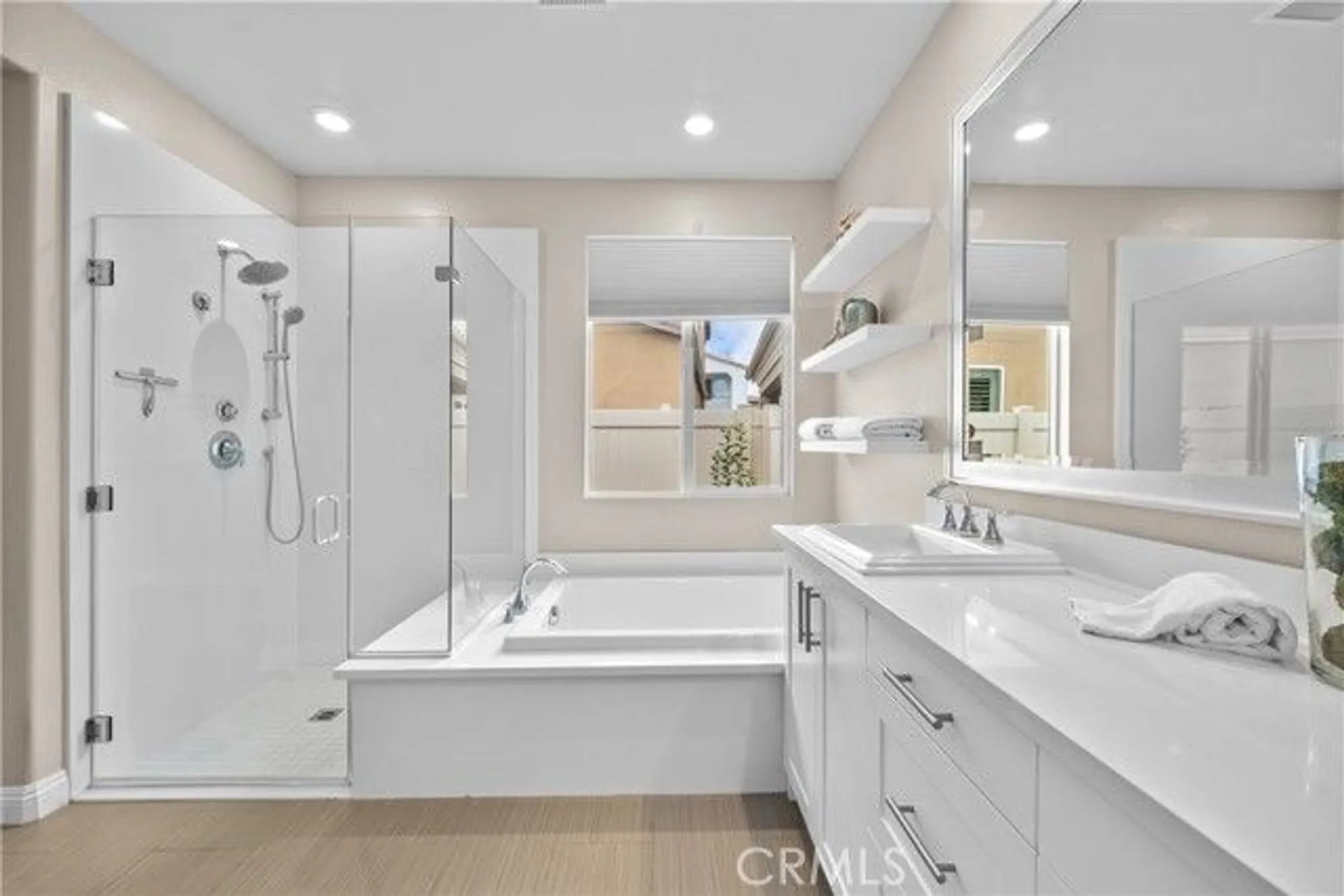 Property Slideshow image 15 of 31 | 20552 galloway dr, Saugus, CA, 91350