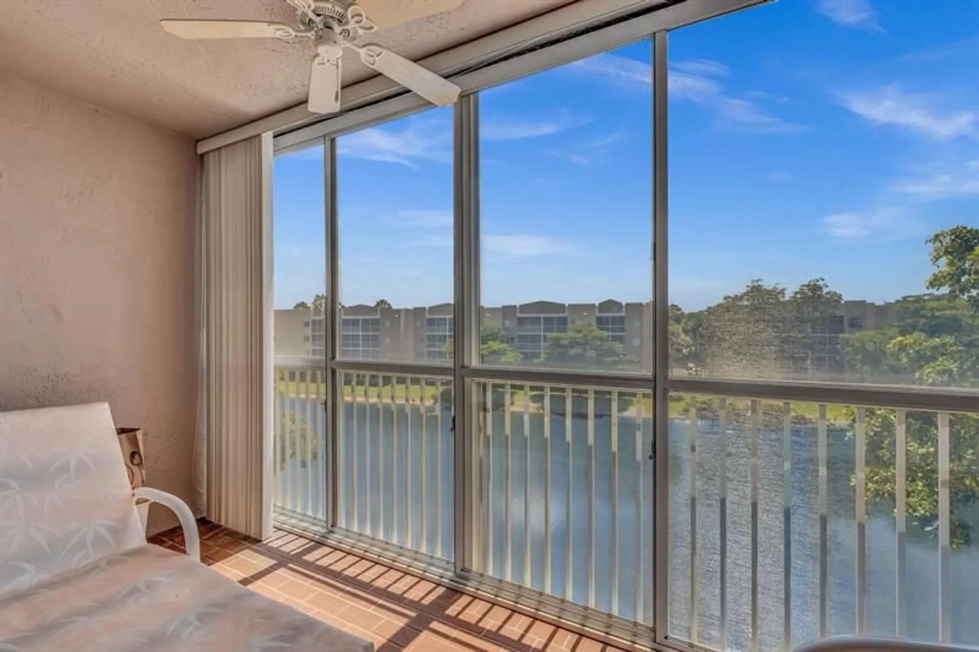 Property Slideshow image 33 of 72 | 9560 weldon cir apt j413, Fort Lauderdale, FL, 33321