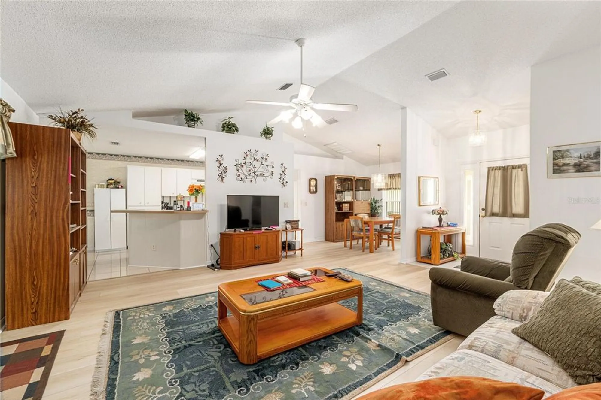 Property Slideshow image 13 of 74 | 11123 sw 53rd cir, Ocala, FL, 34476