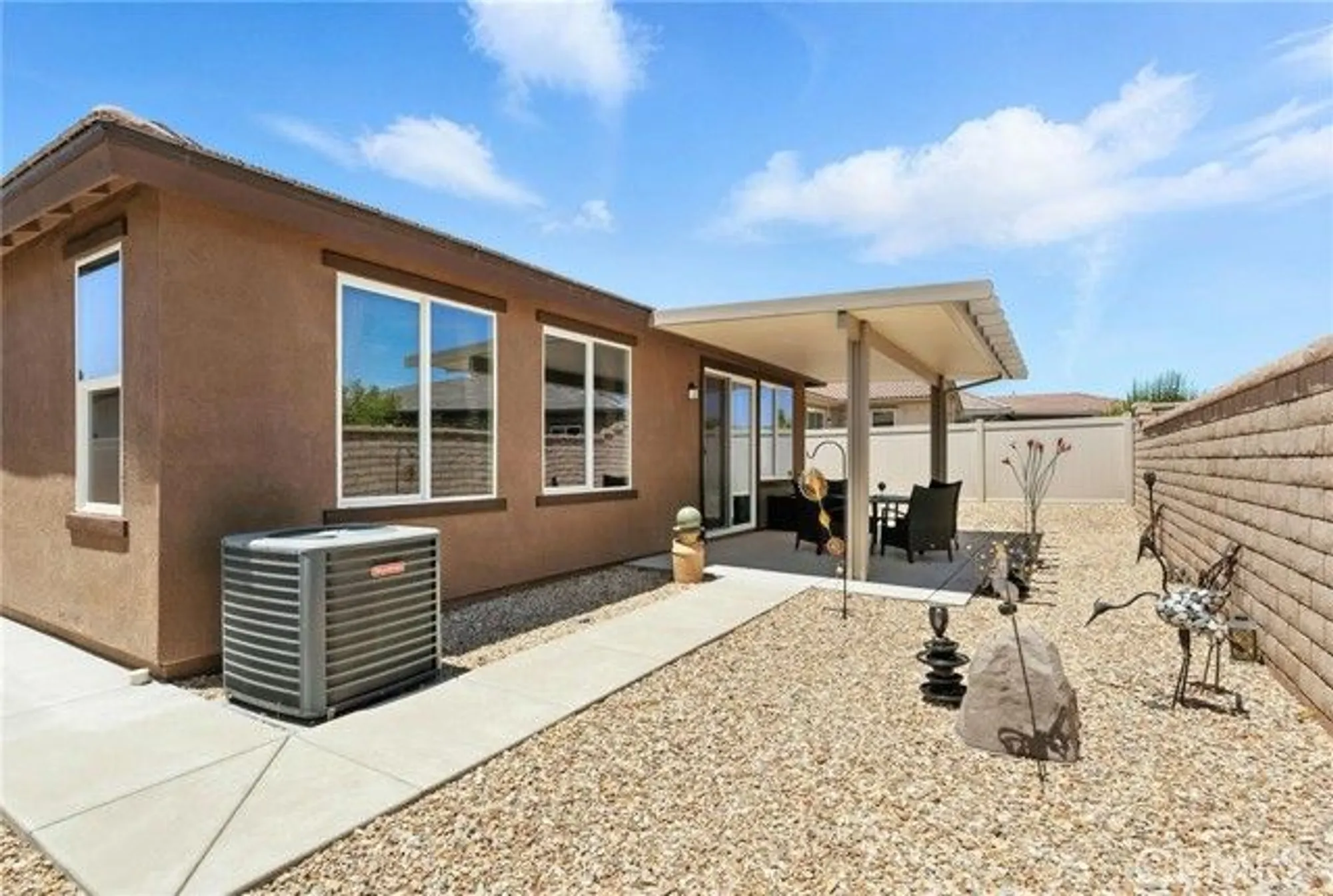 Property Slideshow image 30 of 37 | 1616 rosemary gdns, Beaumont, CA, 92223