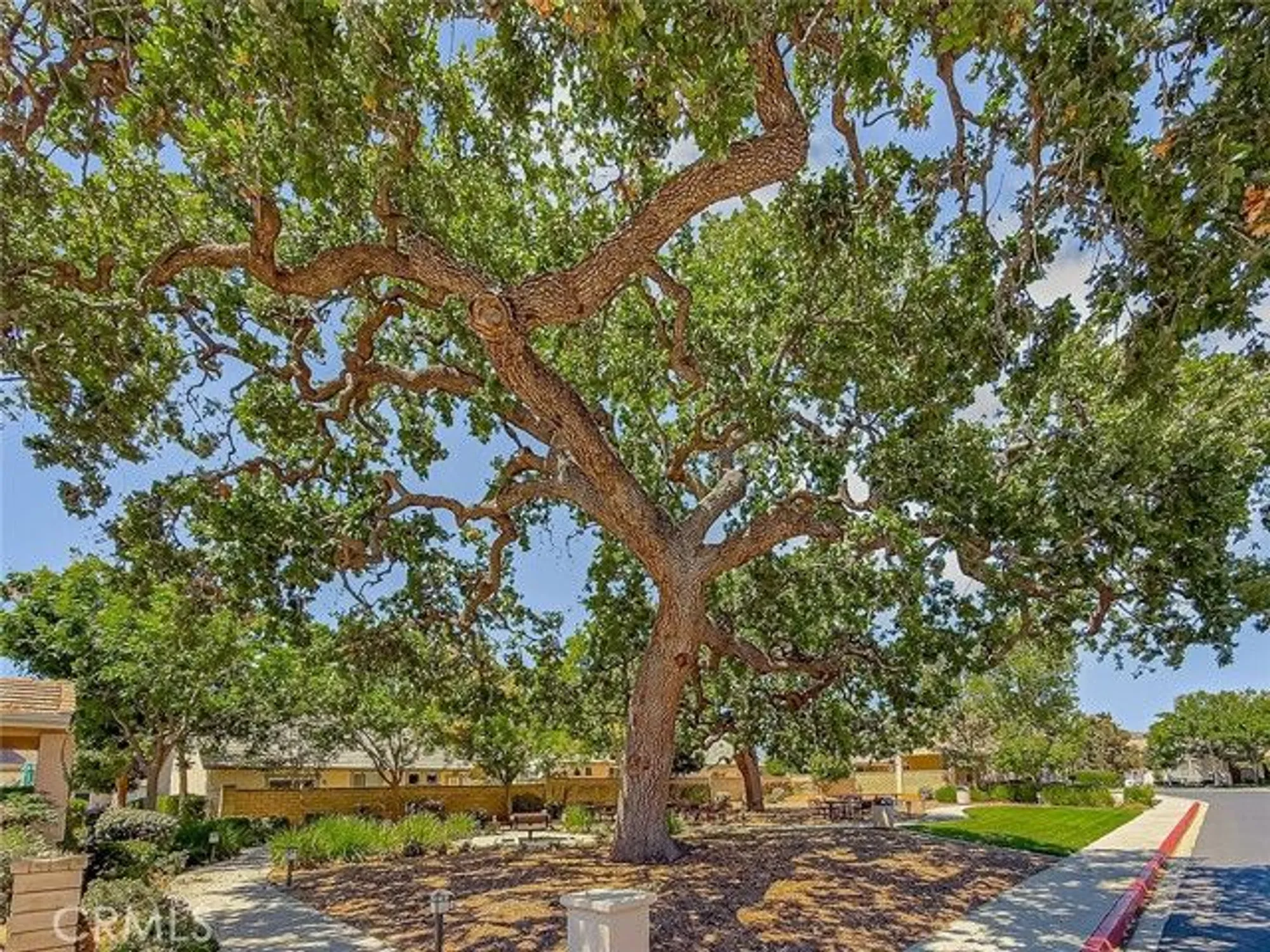 Property Slideshow image 41 of 47 | 2037 freesia ave, Simi Valley, CA, 93063