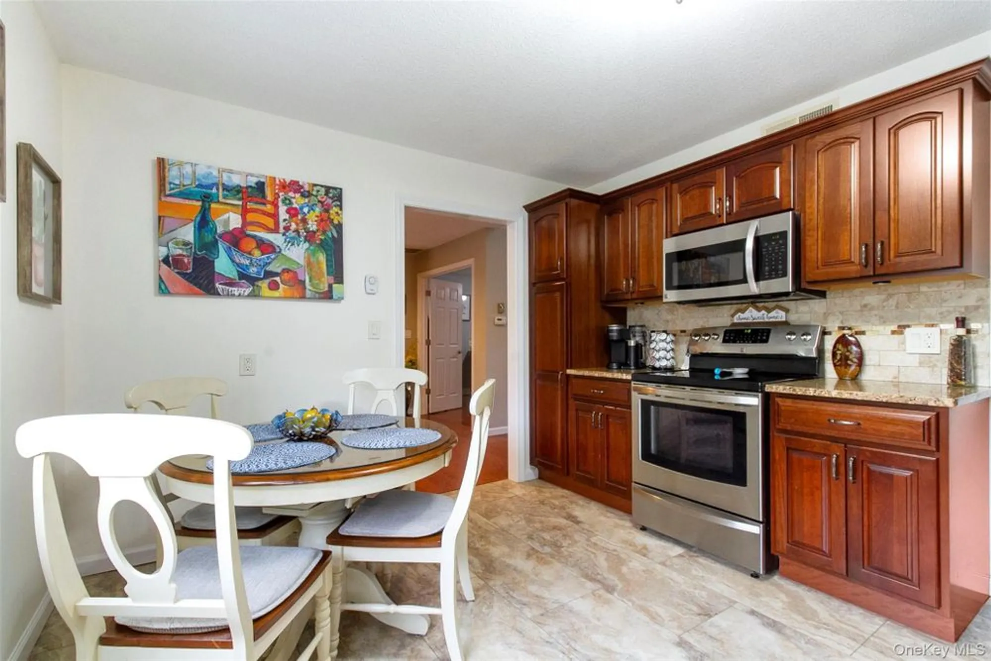 Property Slideshow image 4 of 30 | 489 heritage hls b, Somers, NY, 10589