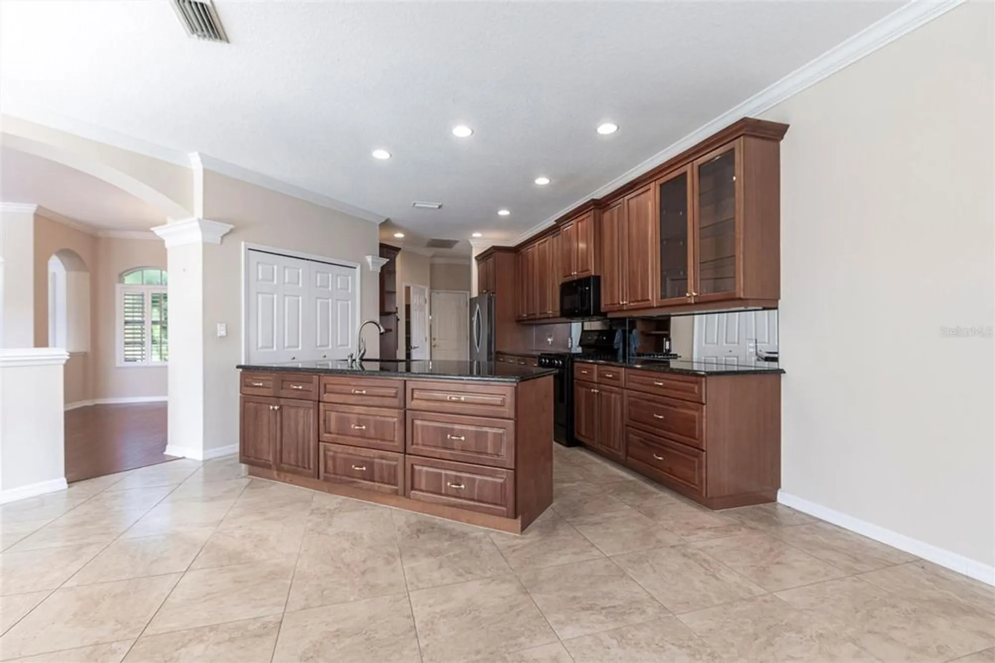 Property Slideshow image 16 of 51 | 7211 treymore ct, Sarasota, FL, 34243