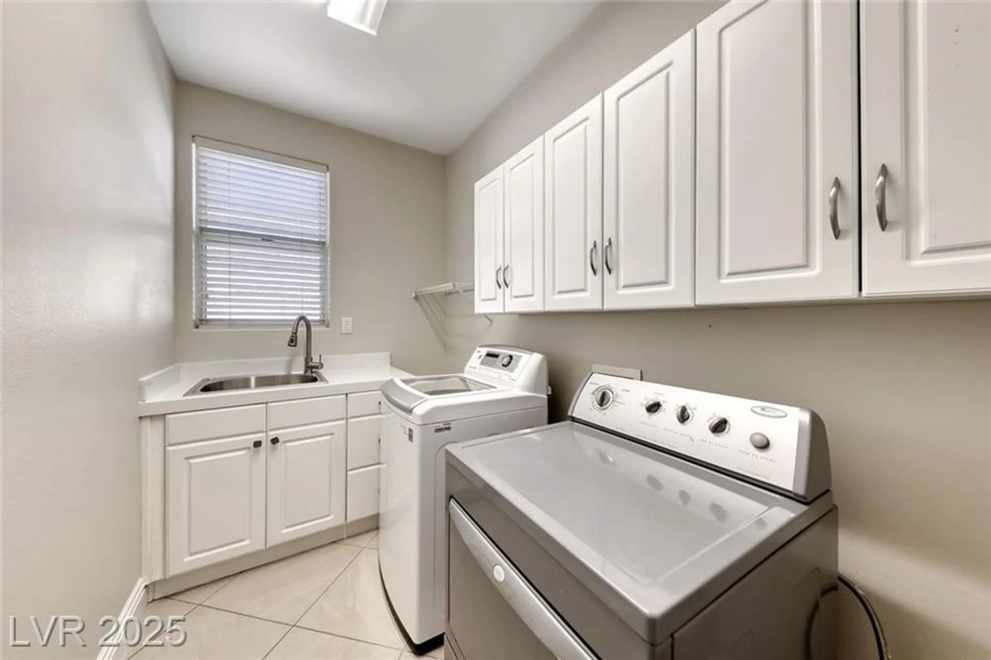 Property Slideshow image 32 of 52 | 1898 wallingford st, Henderson, NV, 89052