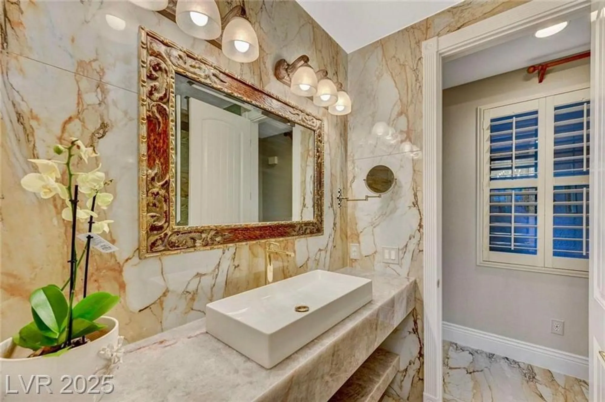 Property Slideshow image 20 of 47 | 4596 bersaglio st, Las Vegas, NV, 89135