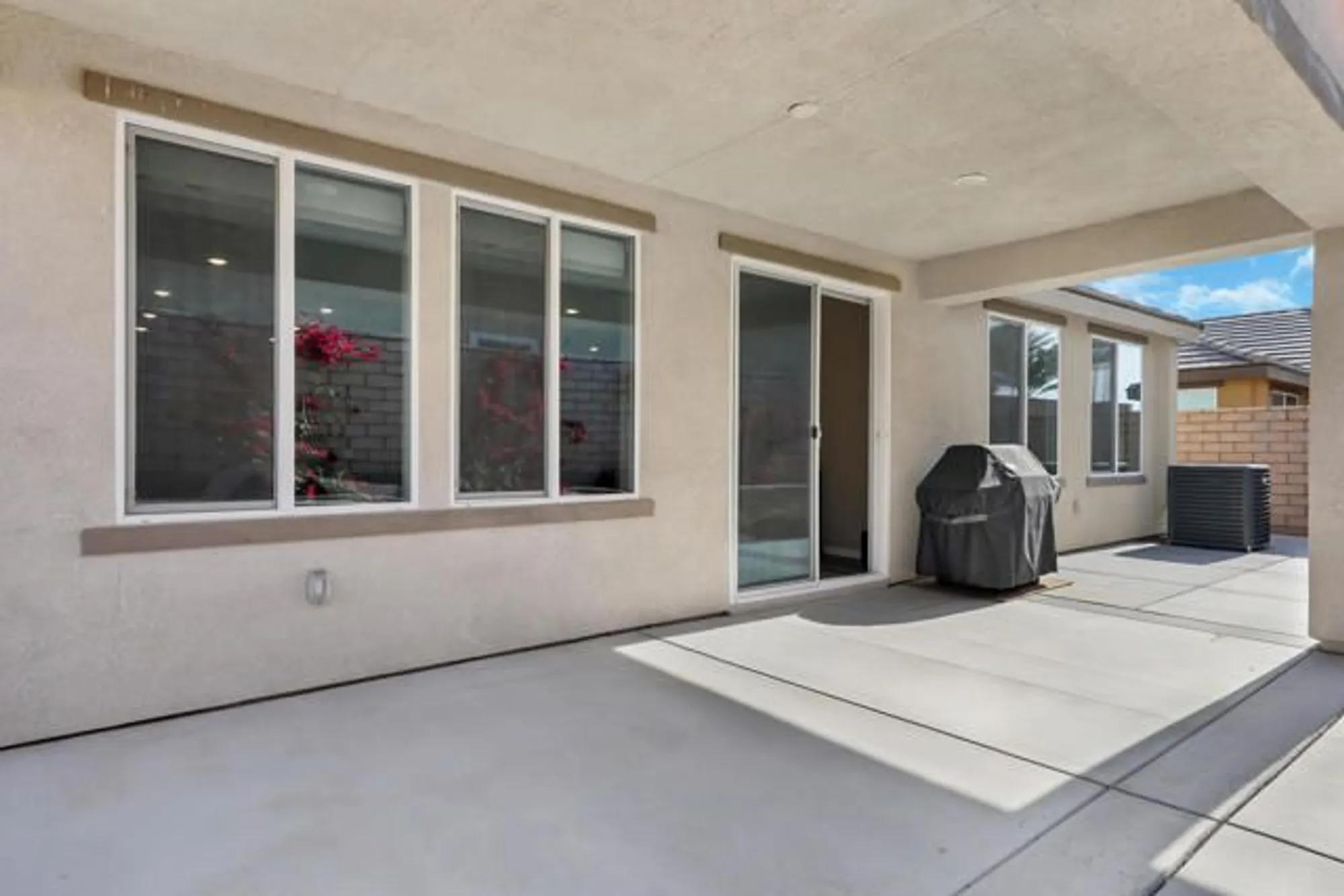Property Slideshow image 13 of 47 | 42963 ascona ln, Indio, CA, 92203