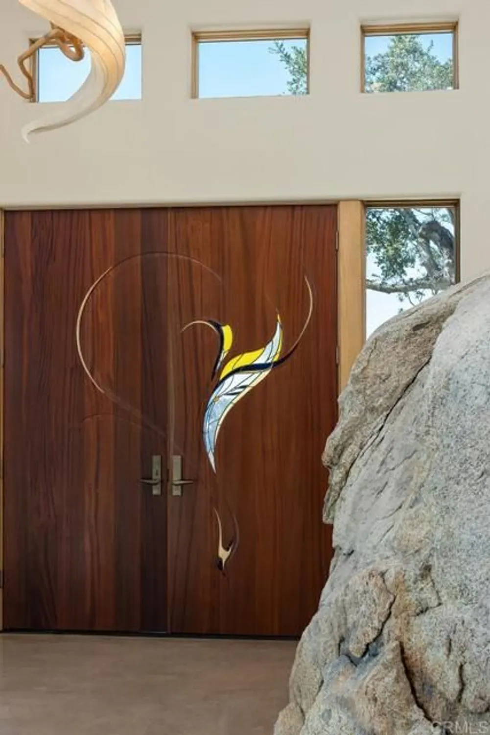 Property Slideshow image 6 of 57 | 10027 tall oak dr, Escondido, CA, 92026