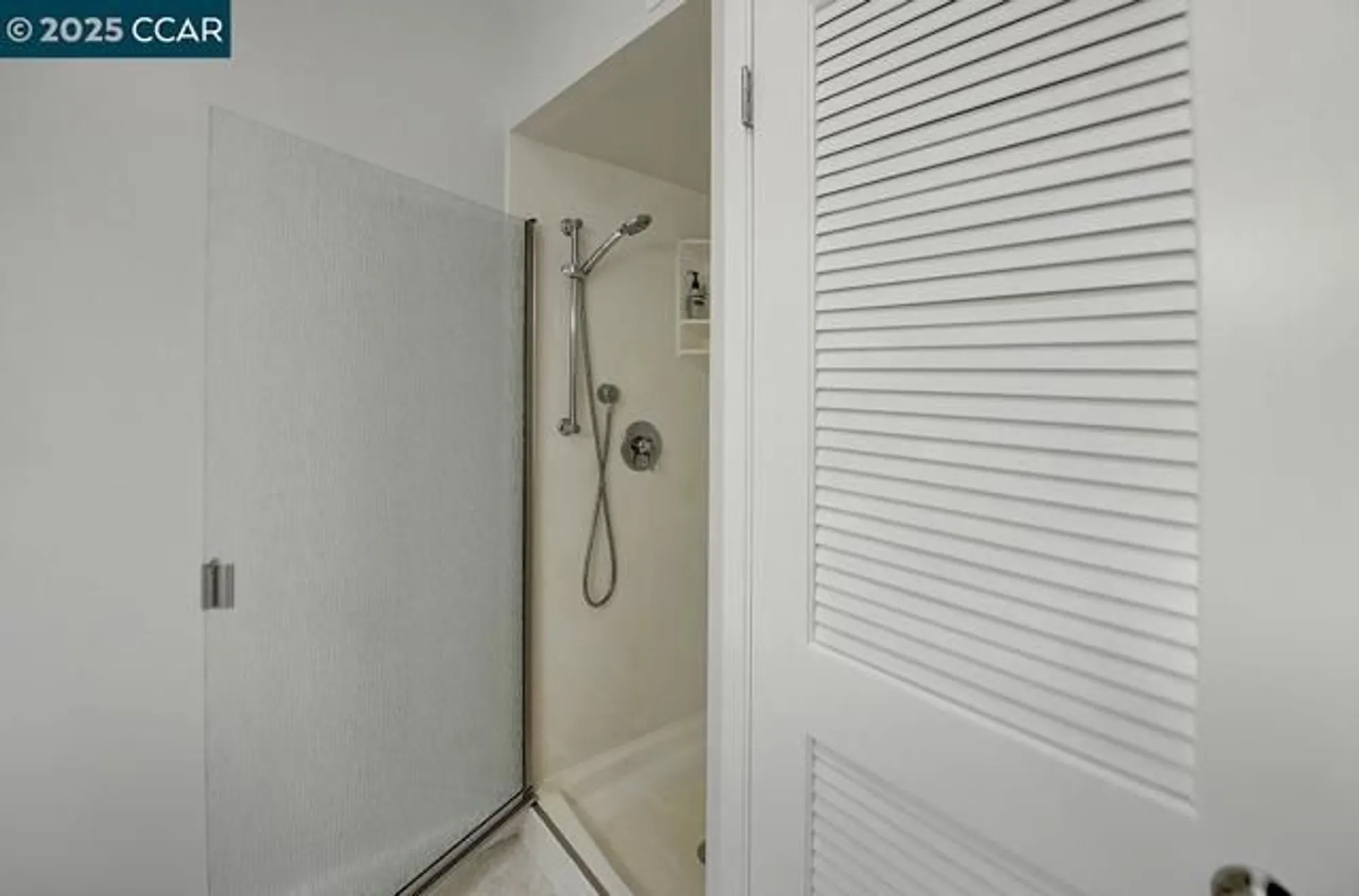 Property Slideshow image 25 of 43 | 1427 rockledge ln apt 5, Walnut Creek, CA, 94595