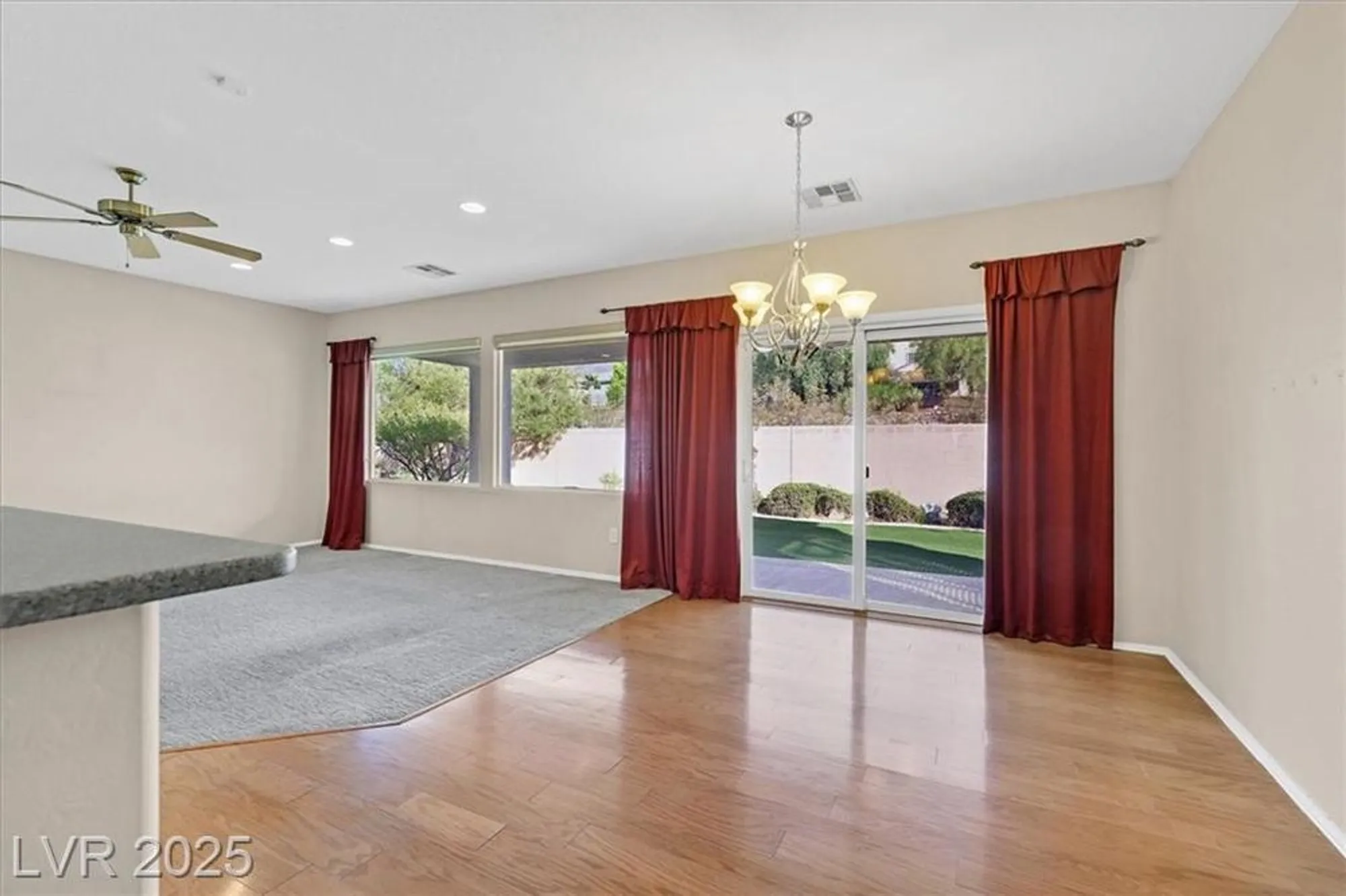 Property Slideshow image 10 of 32 | 2251 bildad dr, Henderson, NV, 89044