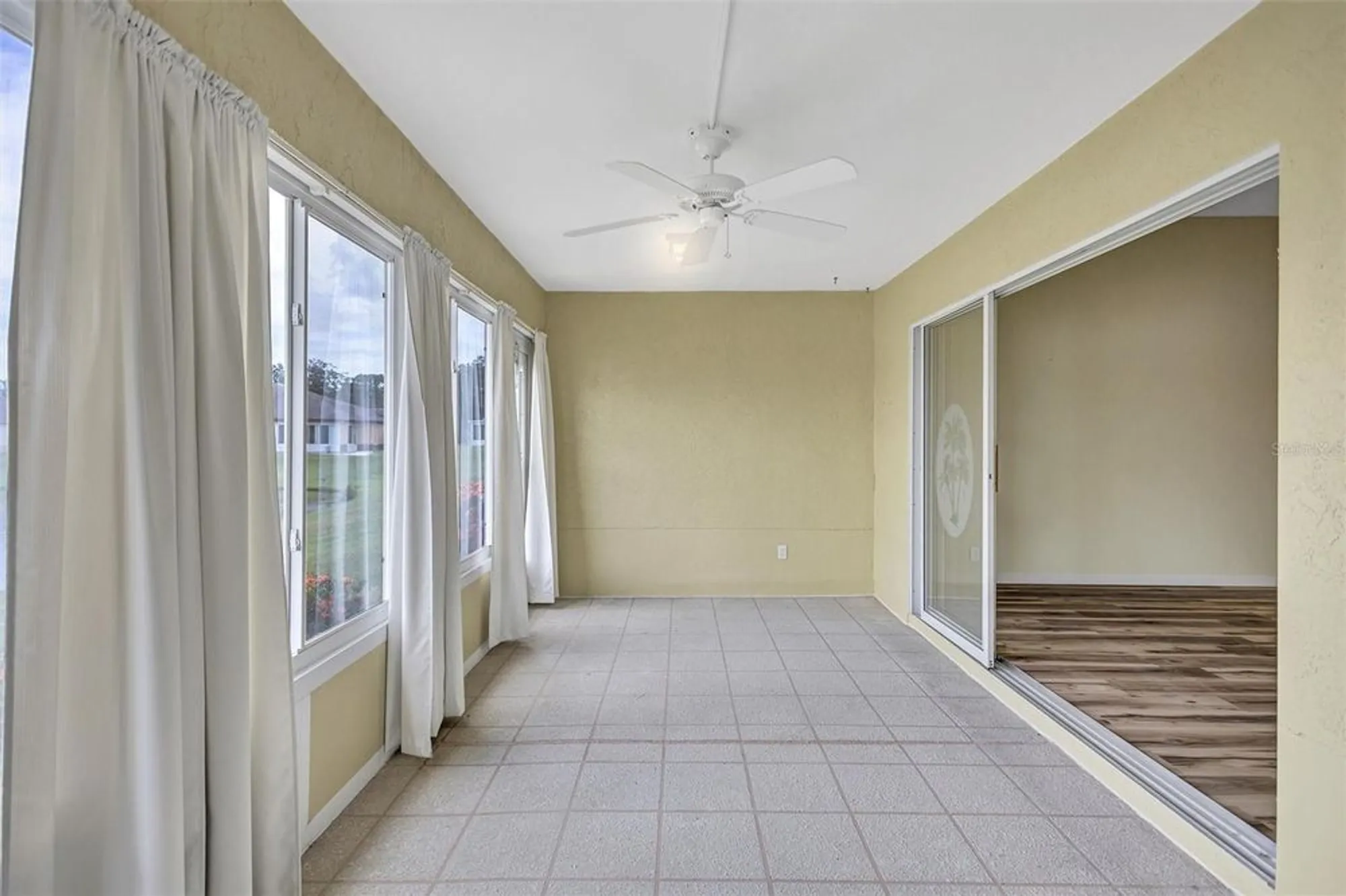 Property Slideshow image 37 of 48 | 811 staffordshire ln 32, Sun City Center, FL, 33573