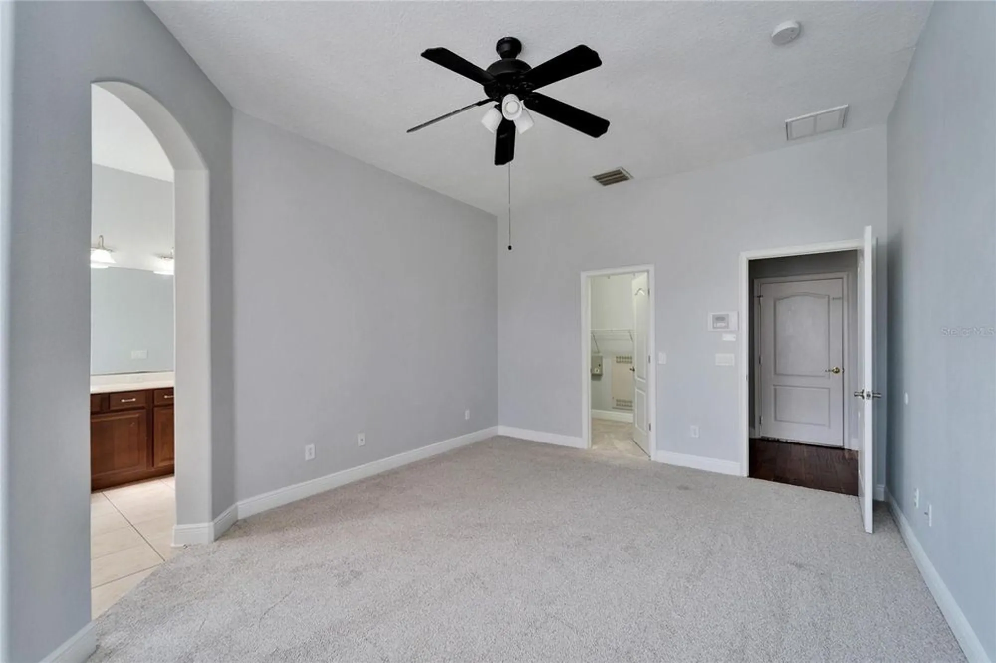 Property Slideshow image 37 of 100 | 410 manns harbor dr, Apollo Beach, FL, 33572