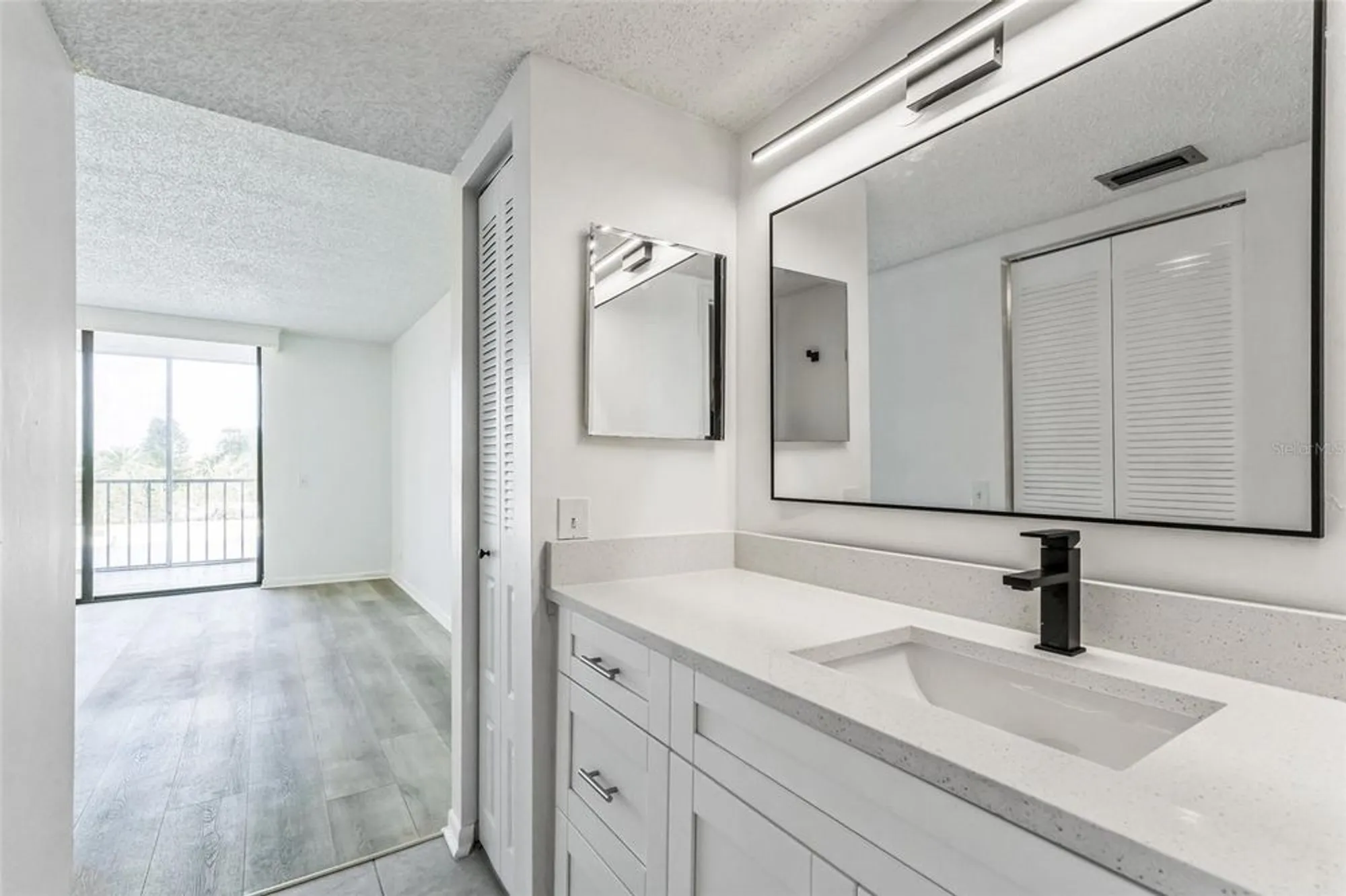 Property Slideshow image 23 of 37 | 6219 palma del mar blvd s apt 301, Saint Petersburg, FL, 33715