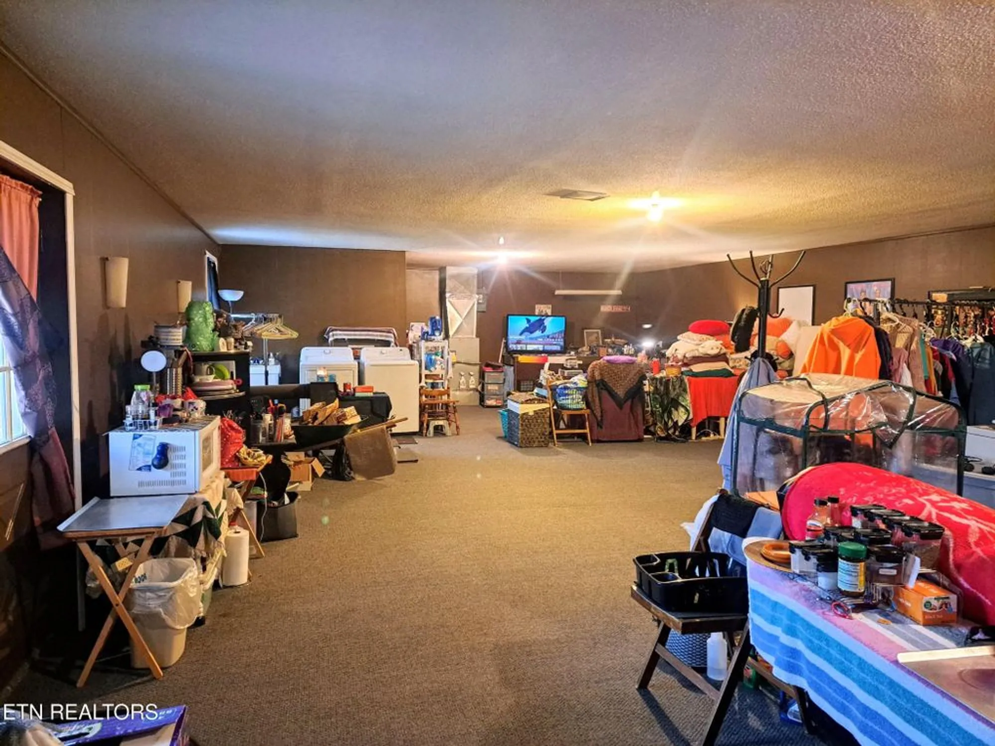 Property Slideshow image 31 of 38 | 312 lakeview dr, Crossville, TN, 38558