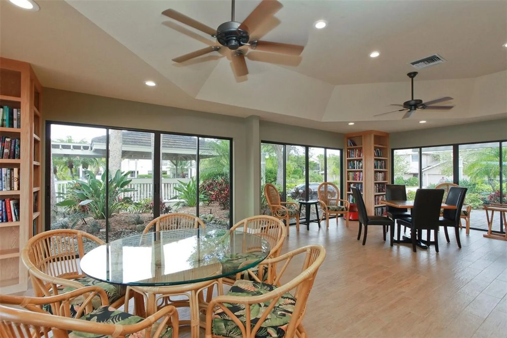 Property Slideshow image 50 of 66 | 1719 starling dr # 1719, Sarasota, FL, 34231
