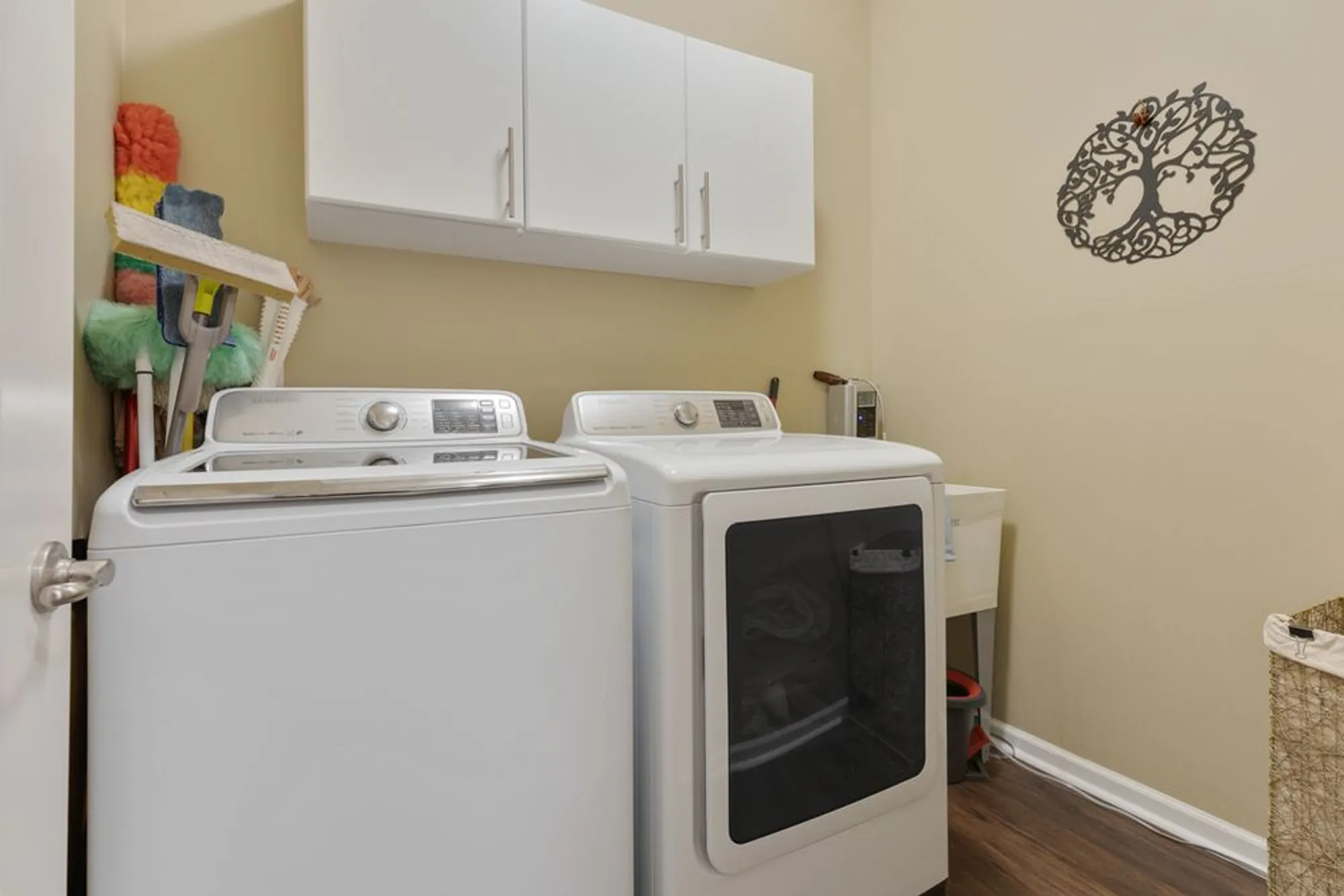 Property Slideshow image 18 of 30 | 1150 americana ave, Pingree Grove, IL, 60140