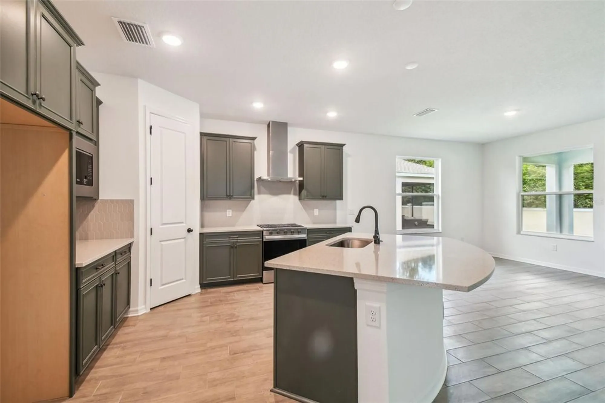 Property Slideshow image 14 of 68 | 19591 fort king run, Brooksville, FL, 34601