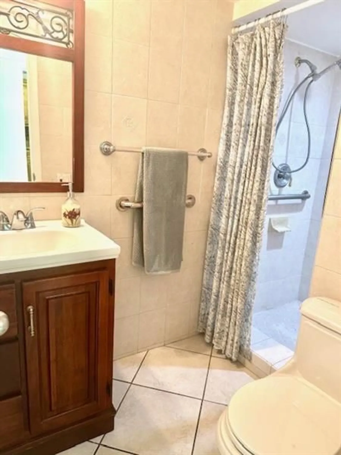 Property Slideshow image 7 of 21 | 9091 lime bay blvd apt 109, Tamarac, FL, 33321