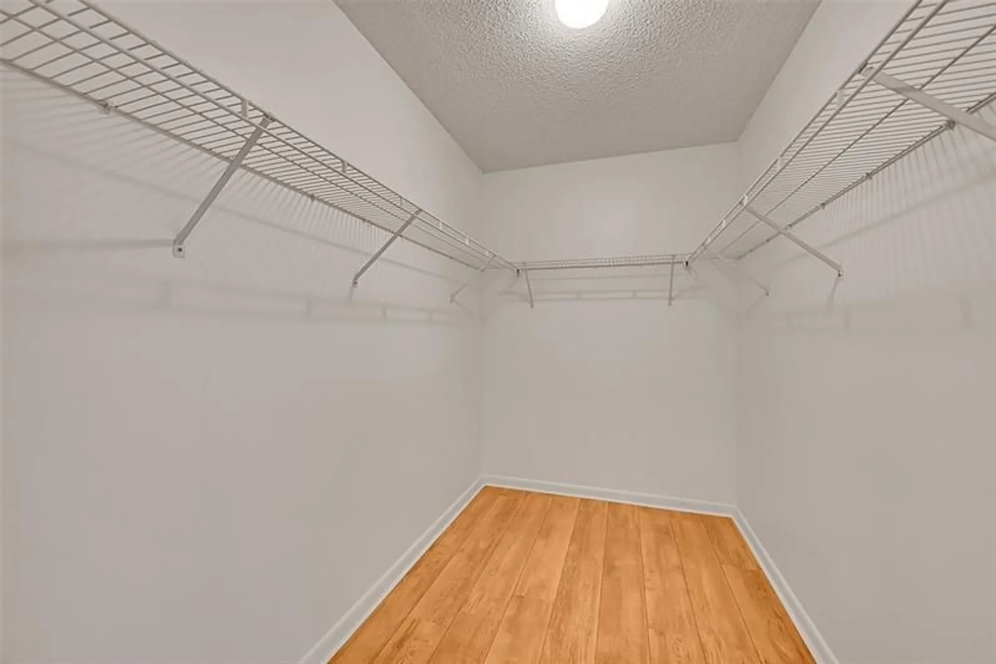 Property Slideshow image 22 of 64 | 4940 e sabal palm blvd apt 202, Tamarac, FL, 33319