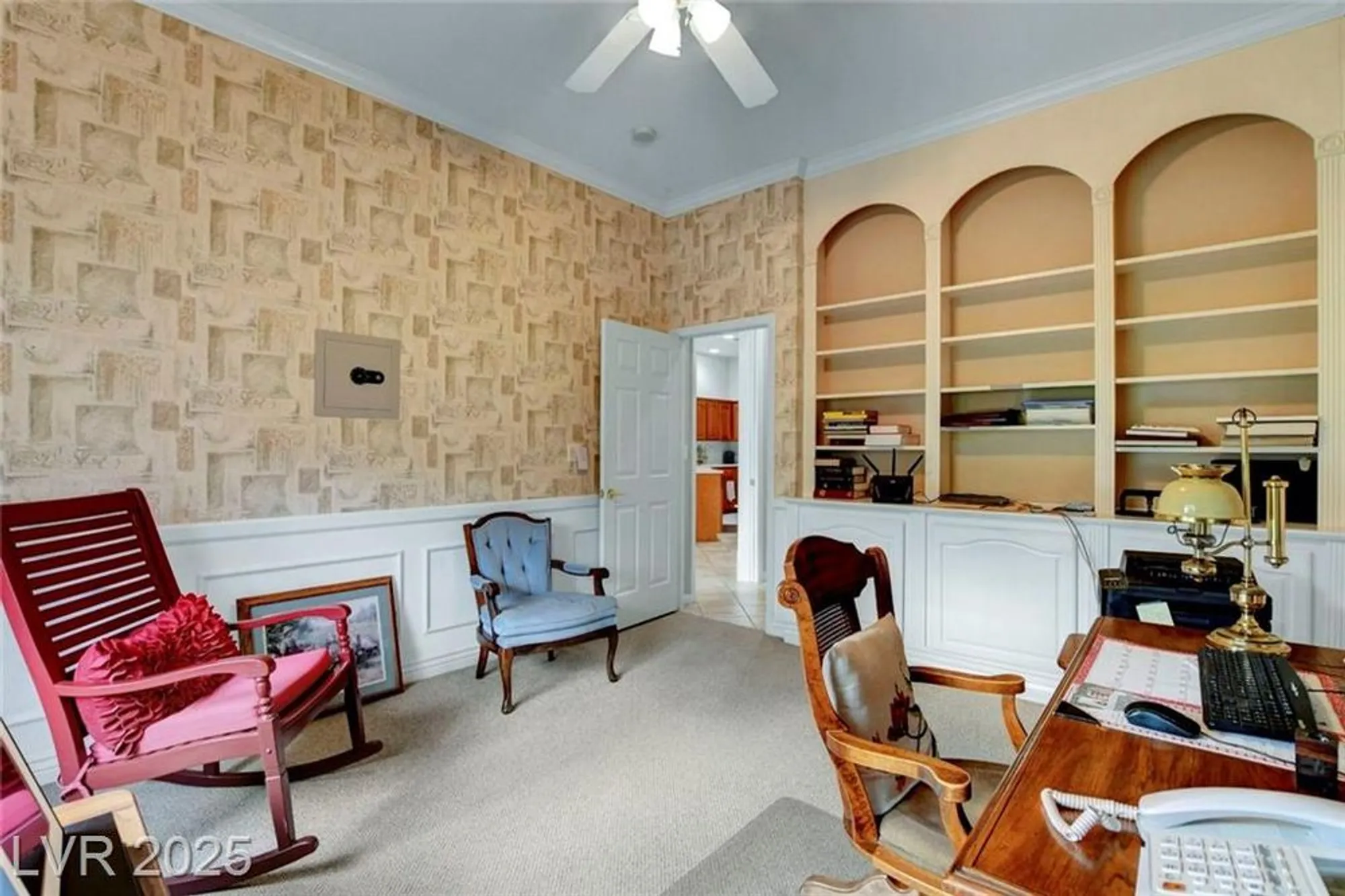 Property Slideshow image 21 of 29 | 3001 swan hill dr, Las Vegas, NV, 89134