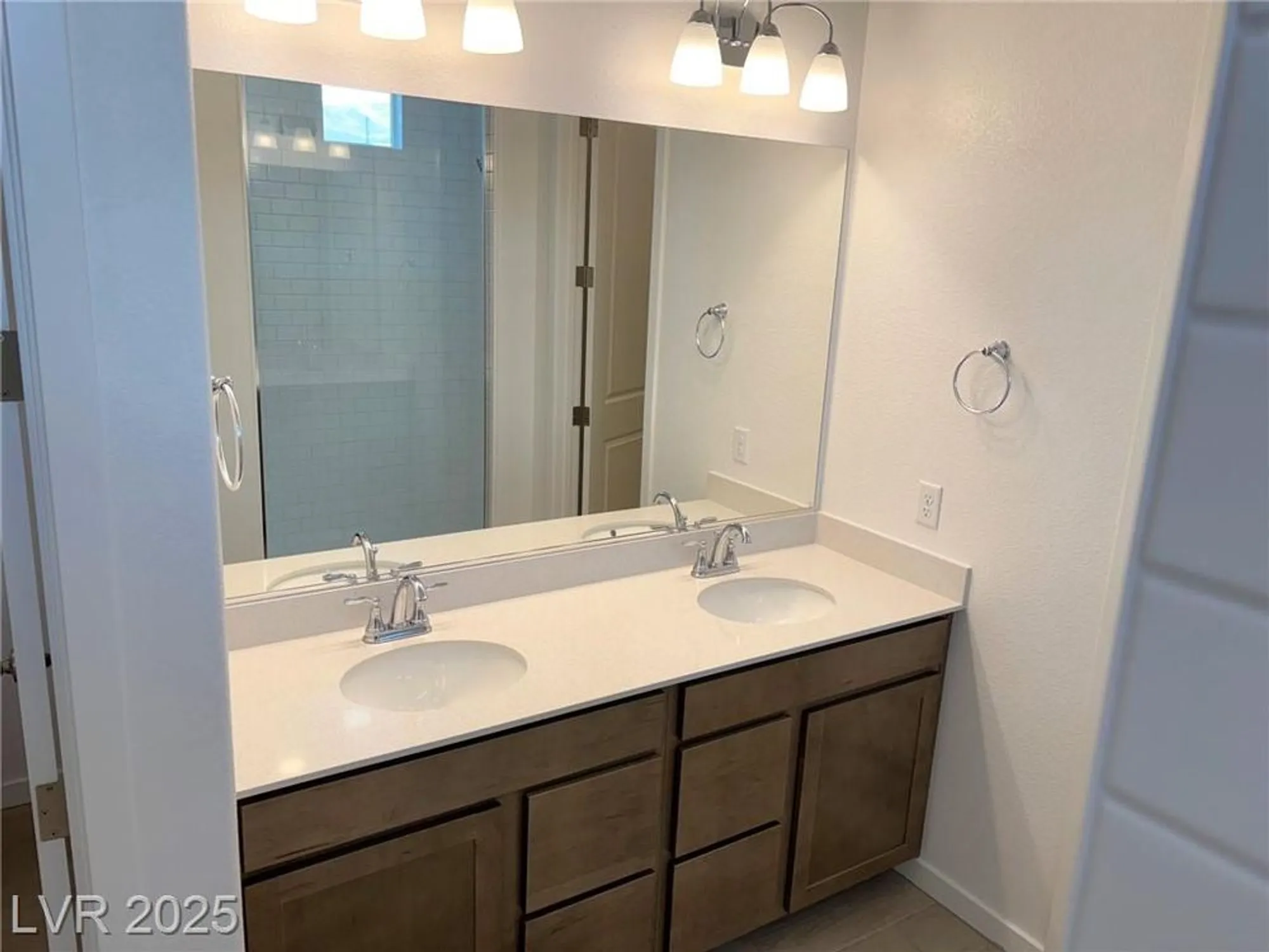 Property Slideshow image 22 of 28 | 5715 victoria falls dr, Pahrump, NV, 89061