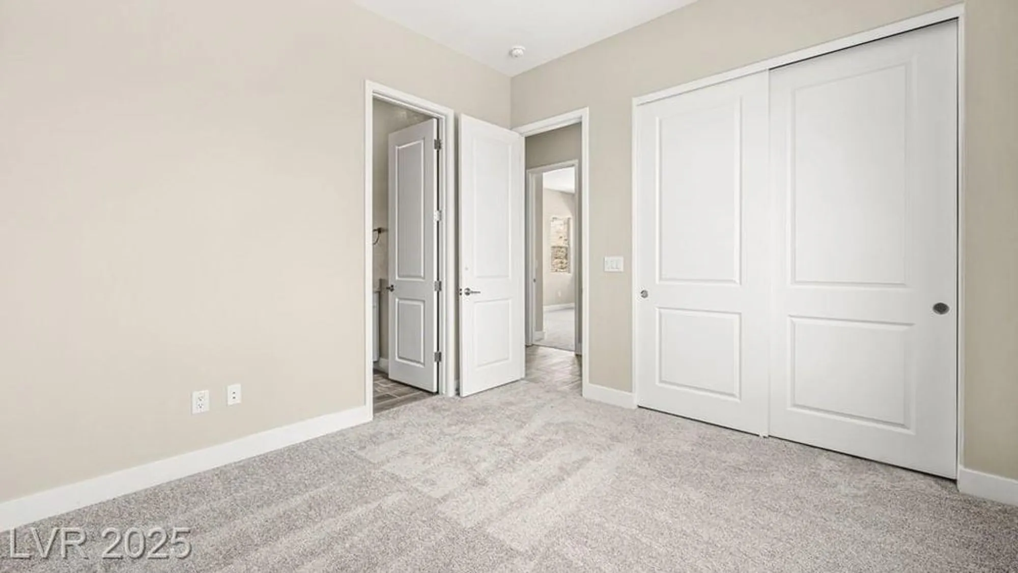 Property Slideshow image 40 of 50 | 243 paraggi bay dr, Henderson, NV, 89011