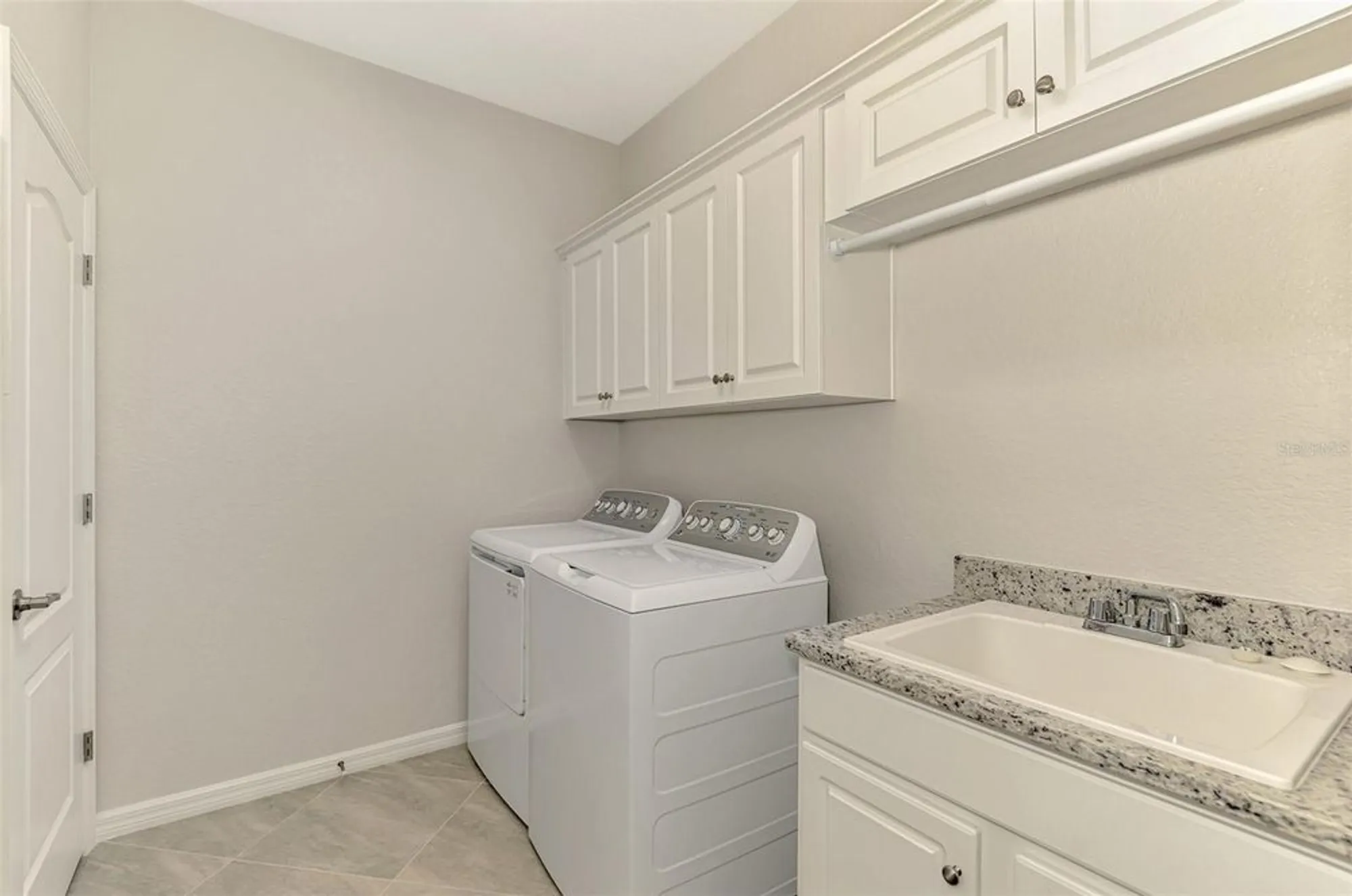 Property Slideshow image 48 of 95 | 24128 spartina dr, Venice, FL, 34293
