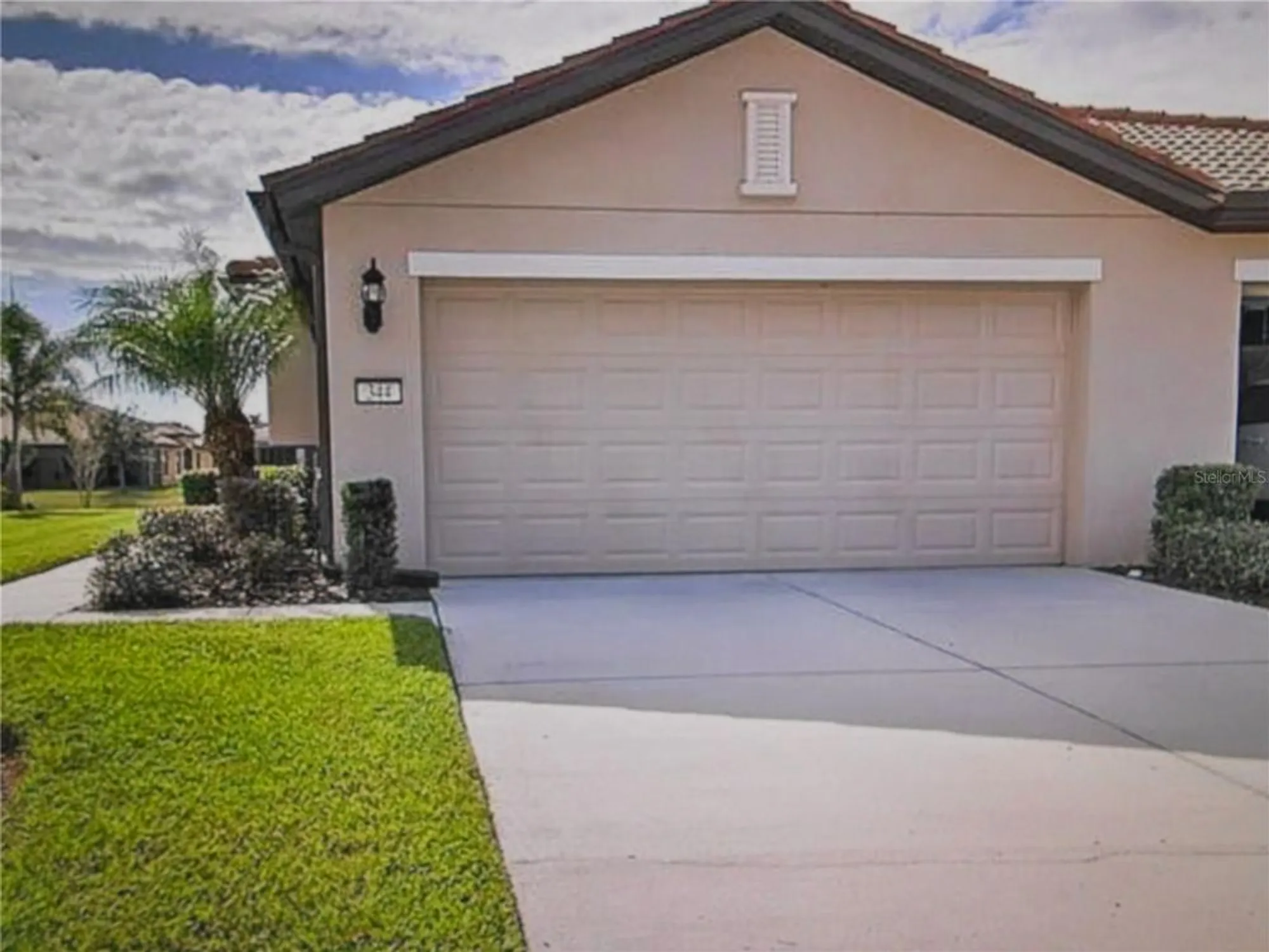 Property Slideshow image 6 of 61 | 344 mystic falls dr, Apollo Beach, FL, 33572