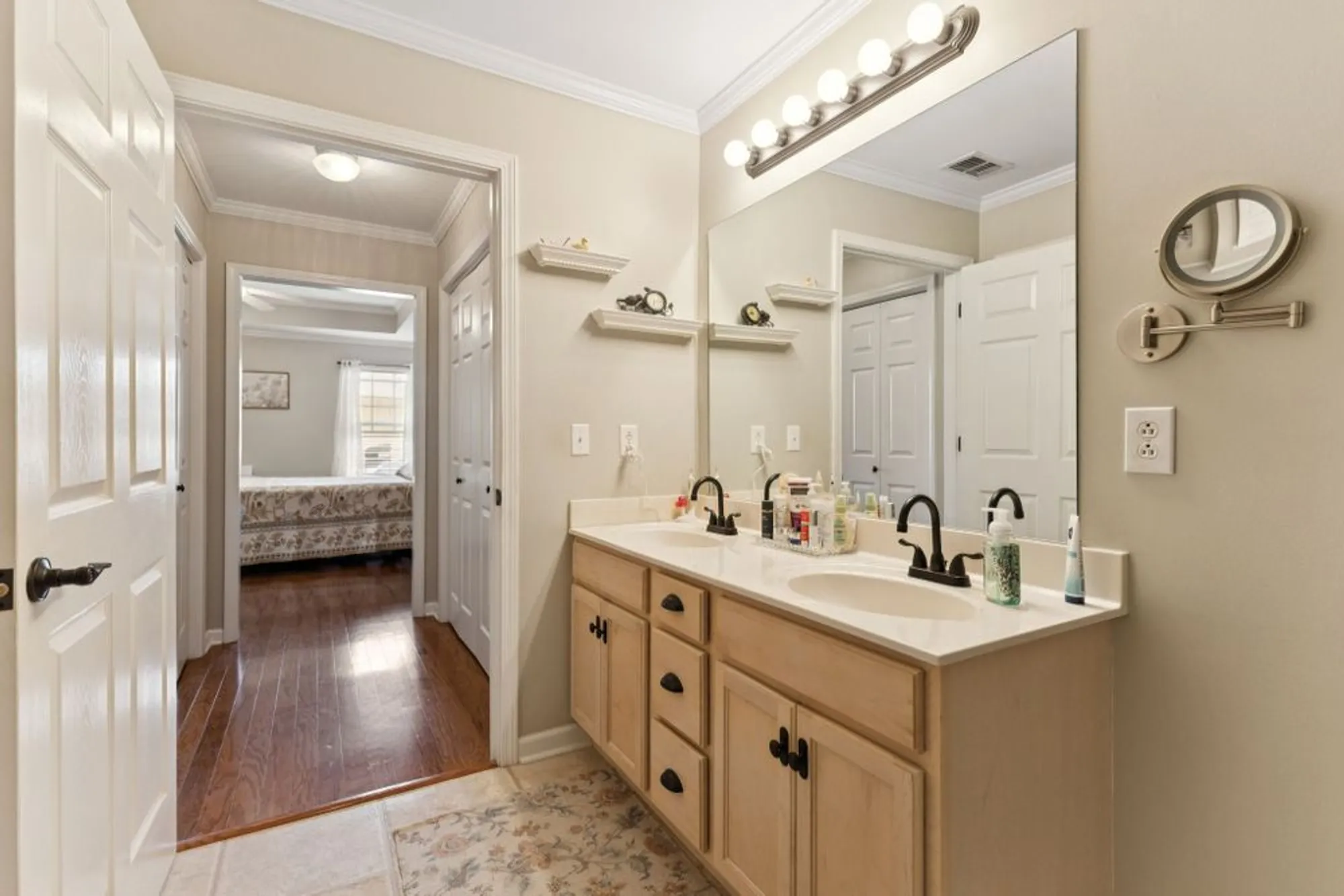 Property Slideshow image 31 of 44 | 644 village green cir, Murfreesboro, TN, 37128