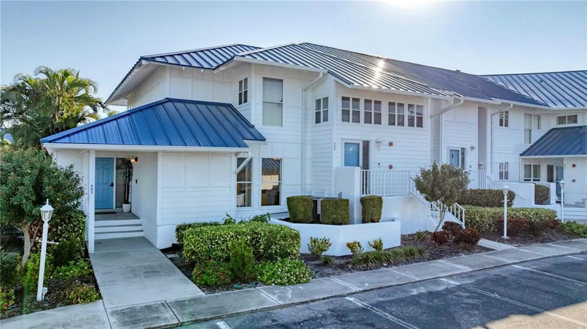 Property Slideshow image 30 of 54 | 983 sandpiper cir, Bradenton, FL, 34209