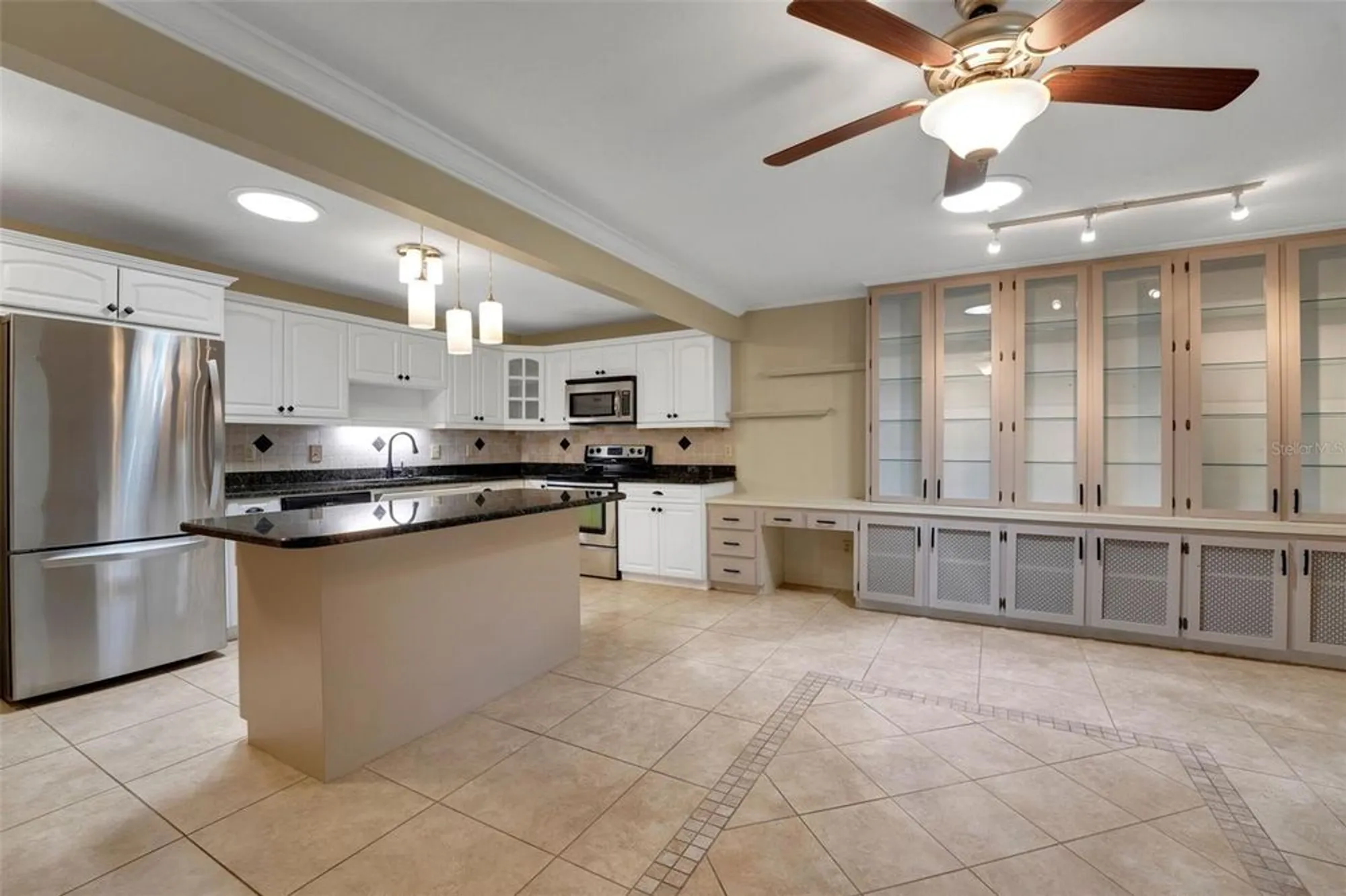 Property Slideshow image 14 of 33 | 8469 sw 92nd pl d, Ocala, FL, 34481