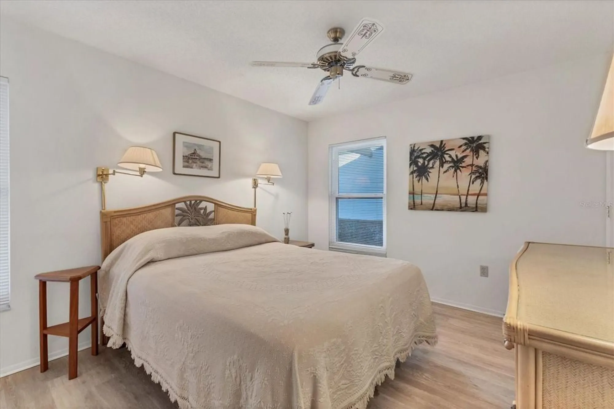 Property Slideshow image 23 of 50 | 604 chestnut ln, Englewood, FL, 34223