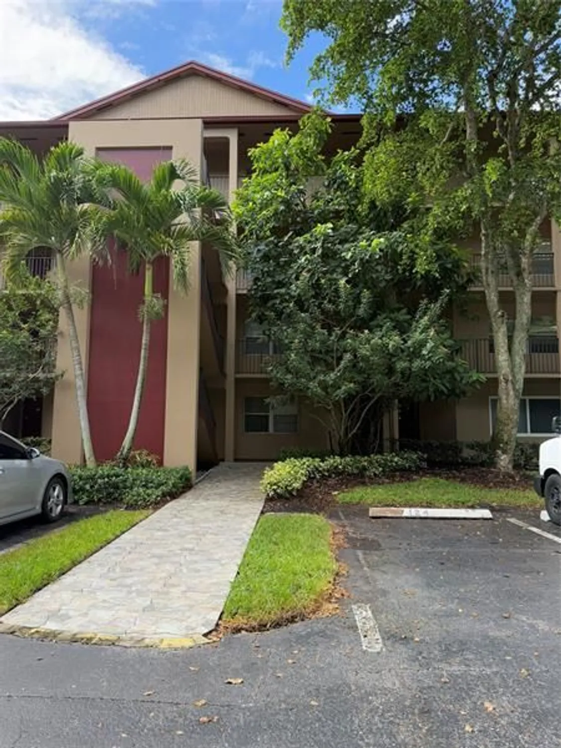 Property Slideshow image 26 of 34 | 12850 sw 4th ct 203i, Pembroke Pines, FL, 33027