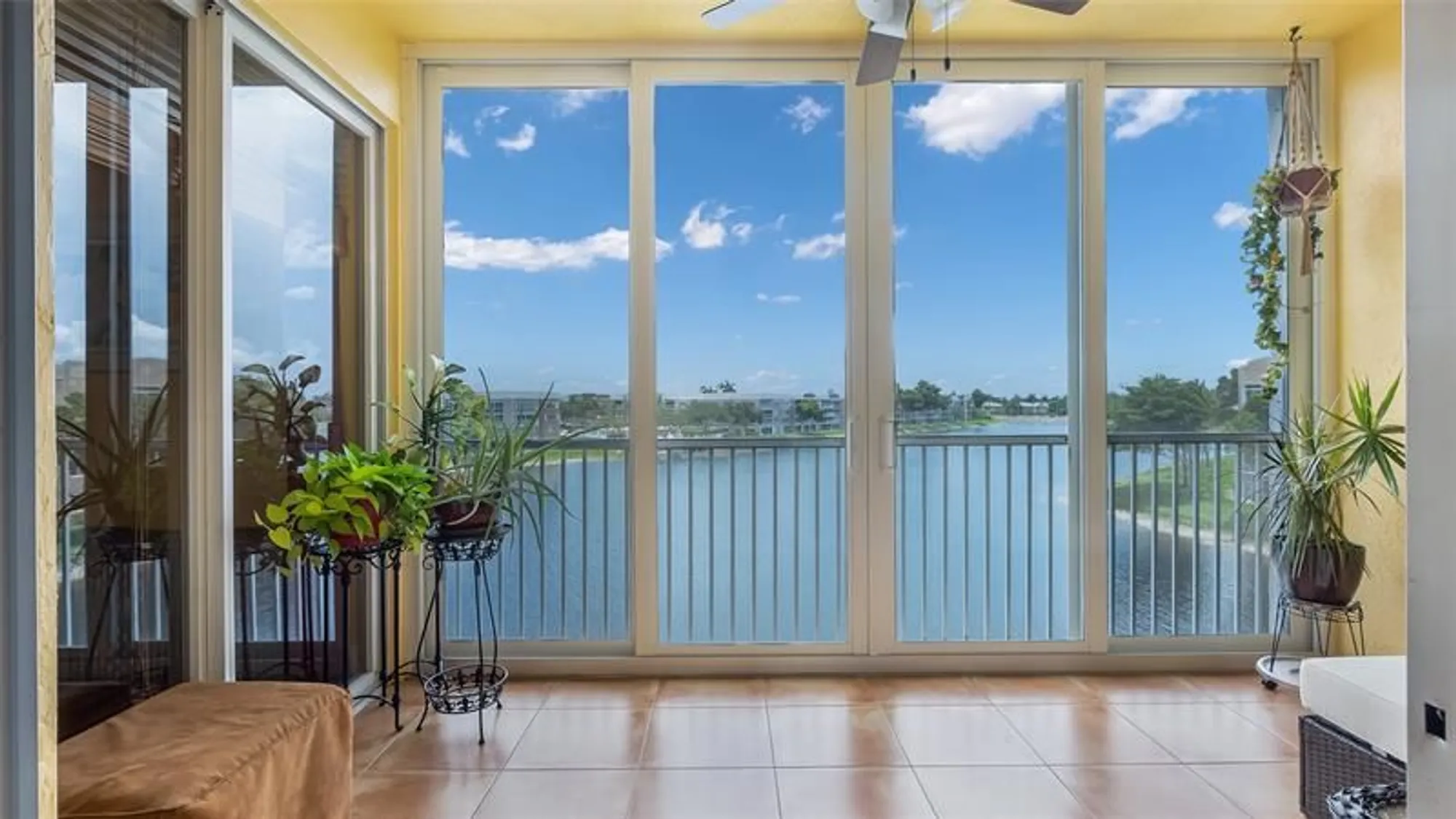Property Slideshow image 15 of 35 | 7727 southampton ter 410, Tamarac, FL, 33321