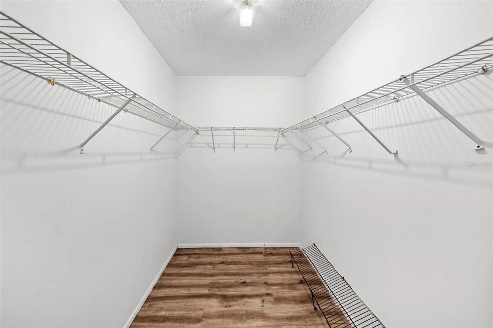 Property Slideshow image 42 of 70 | 7082 w country club dr n # 7082, Sarasota, FL, 34243