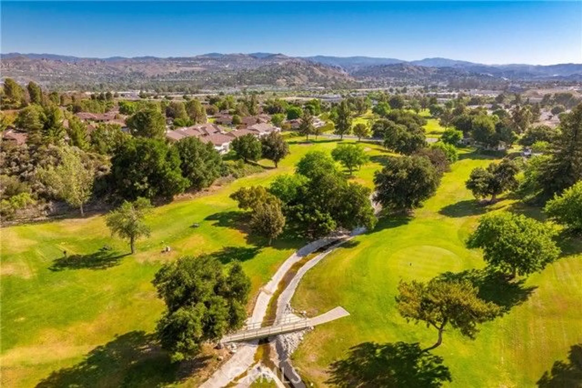 Property Slideshow image 38 of 41 | 19828 spanish oak dr, Newhall, CA, 91321