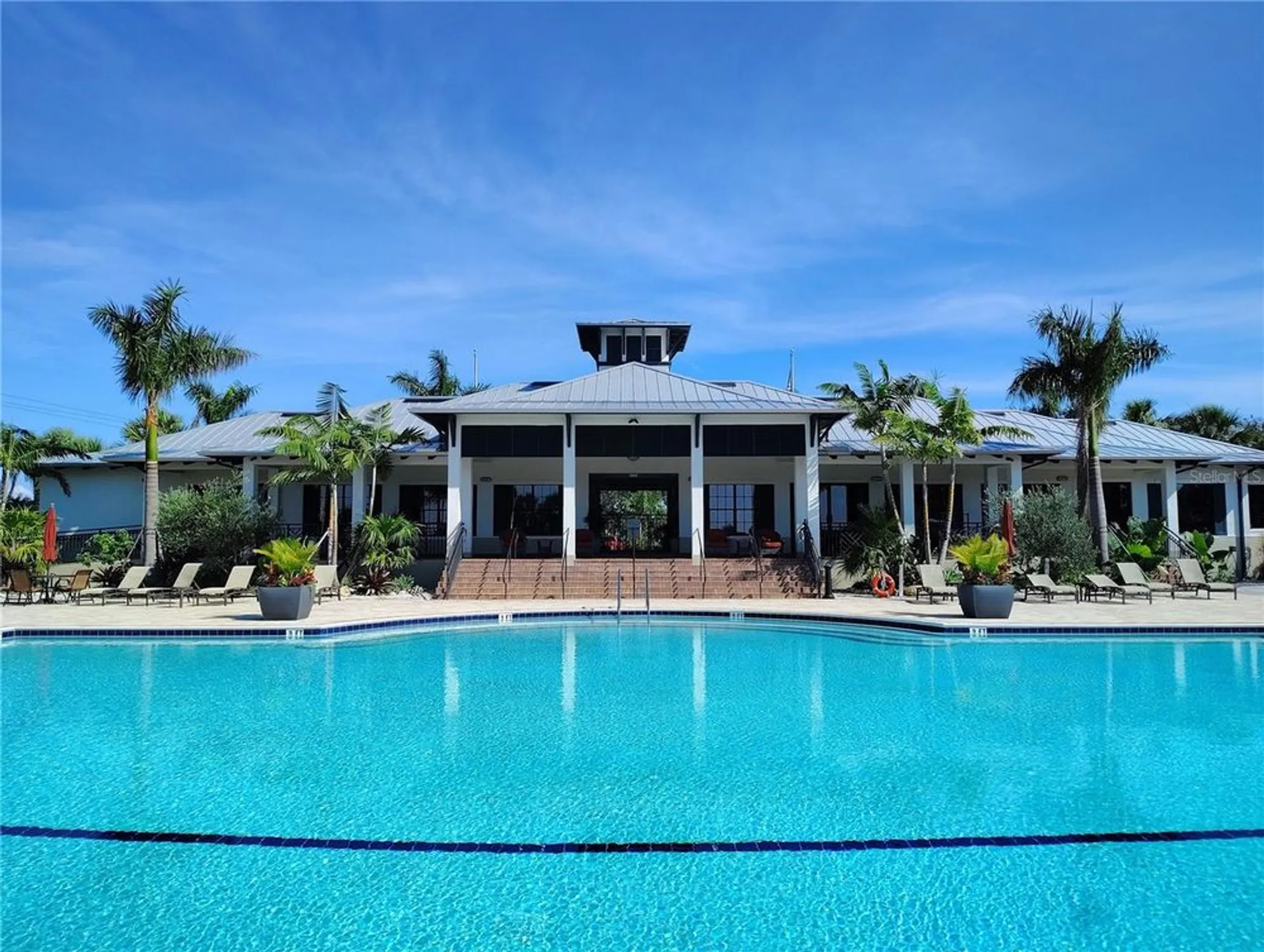 Property Slideshow image 67 of 84 | 1264 riverscape st b, Bradenton, FL, 34208