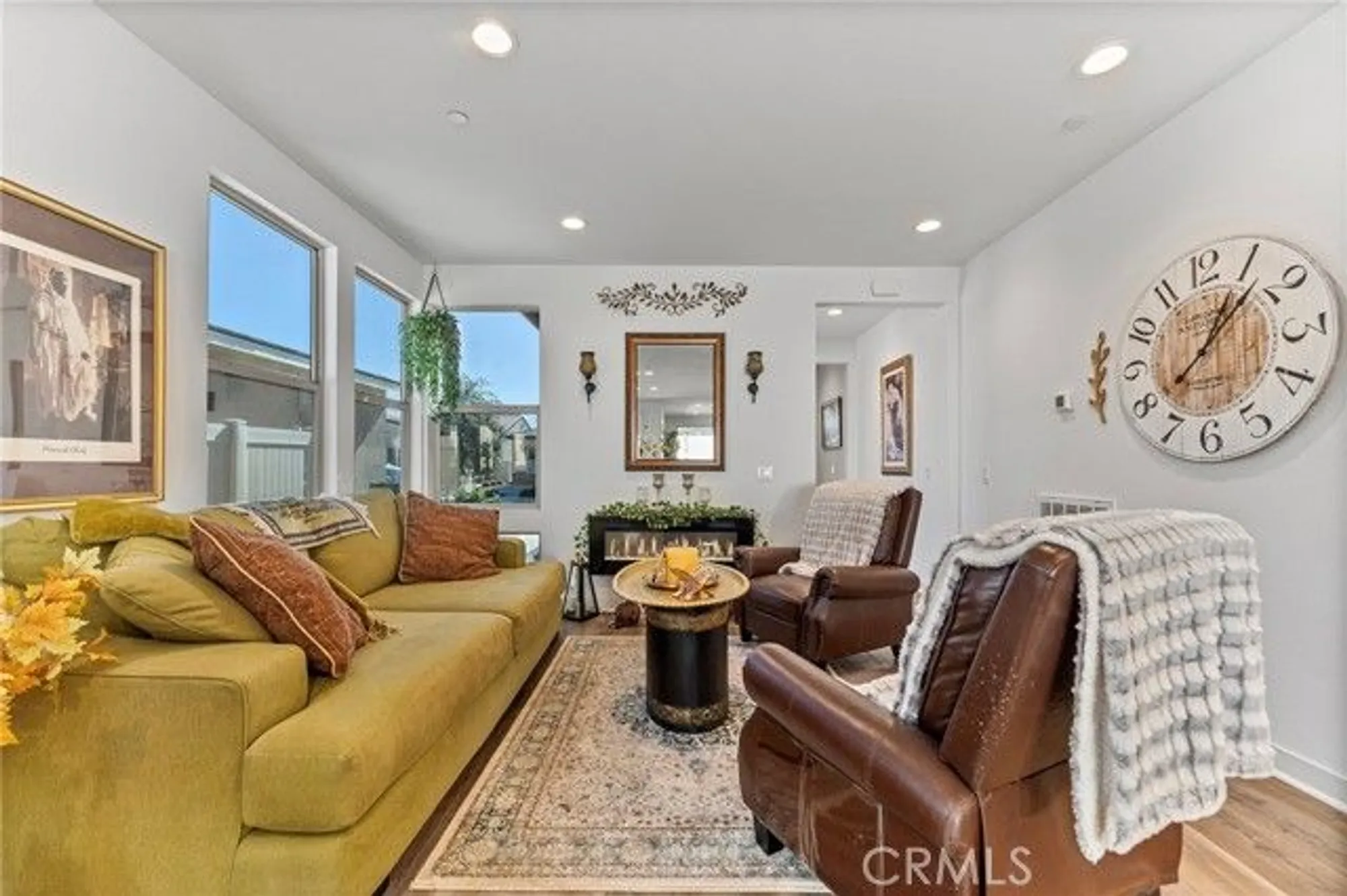 Property Slideshow image 14 of 40 | 1656 spring run ln, Beaumont, CA, 92223