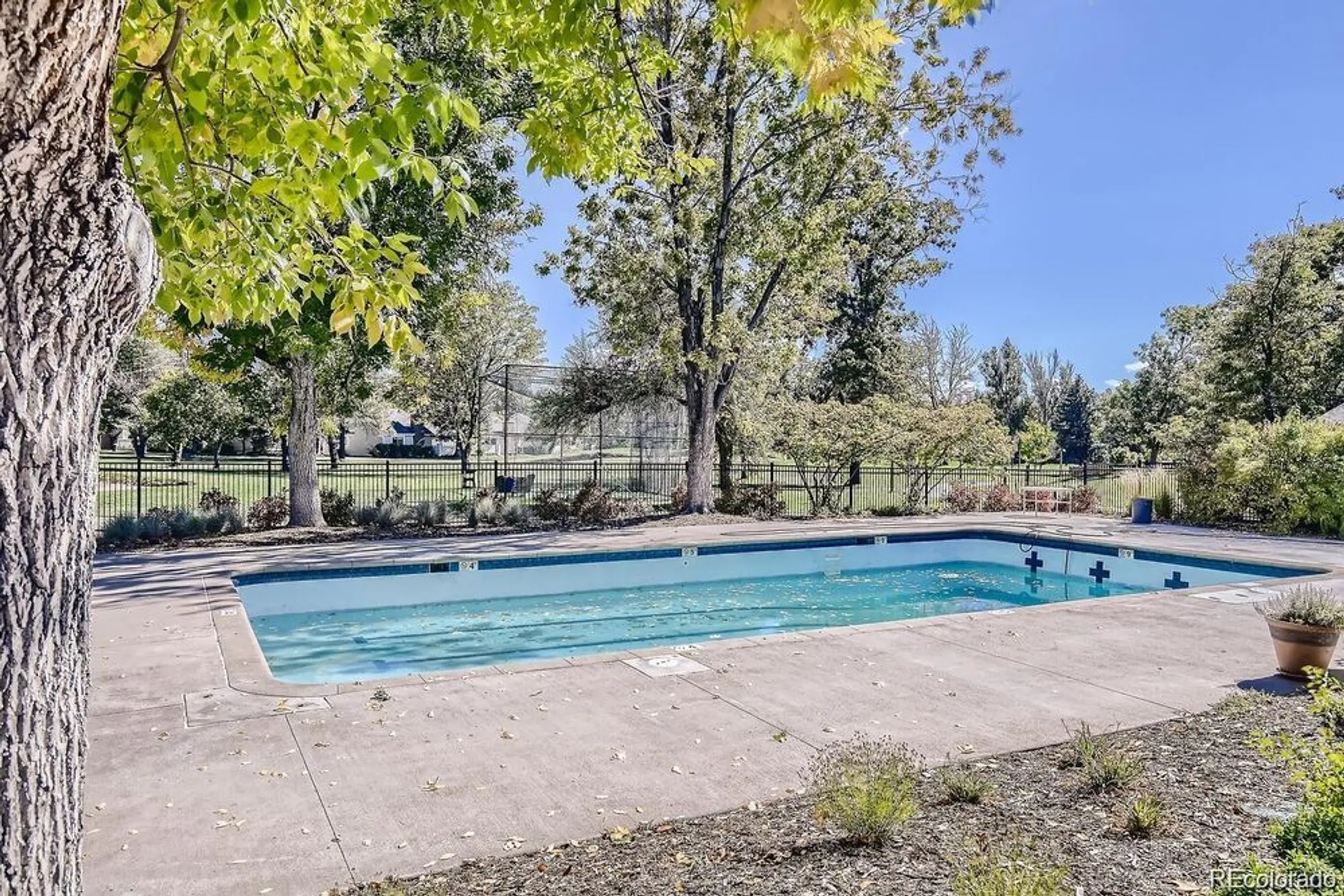 Property Slideshow image 22 of 35 | 13991 e marina dr apt 501, Aurora, CO, 80014