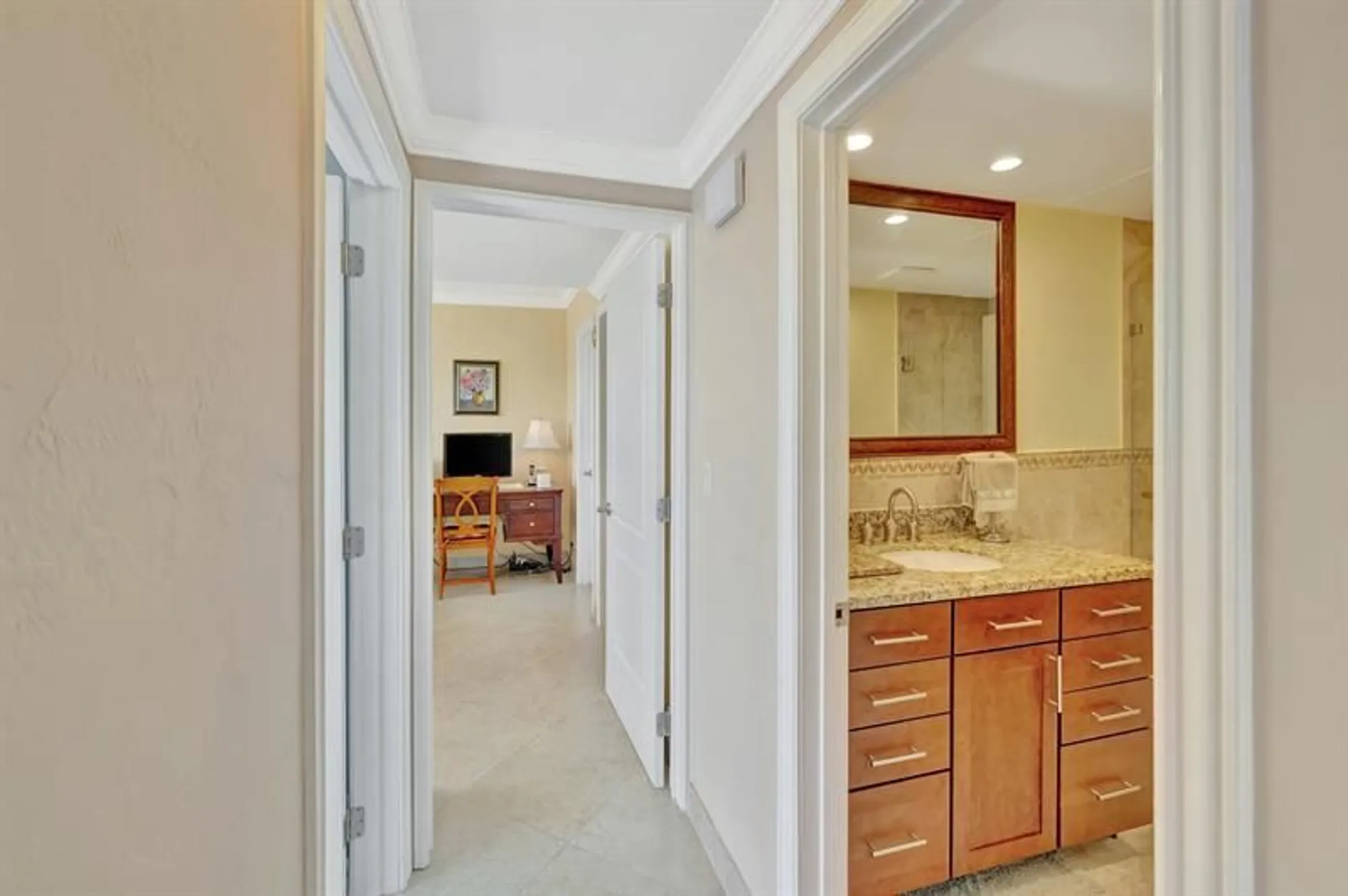 Property Slideshow image 24 of 49 | 3300 ne 36th st 1516, Fort Lauderdale, FL, 33308