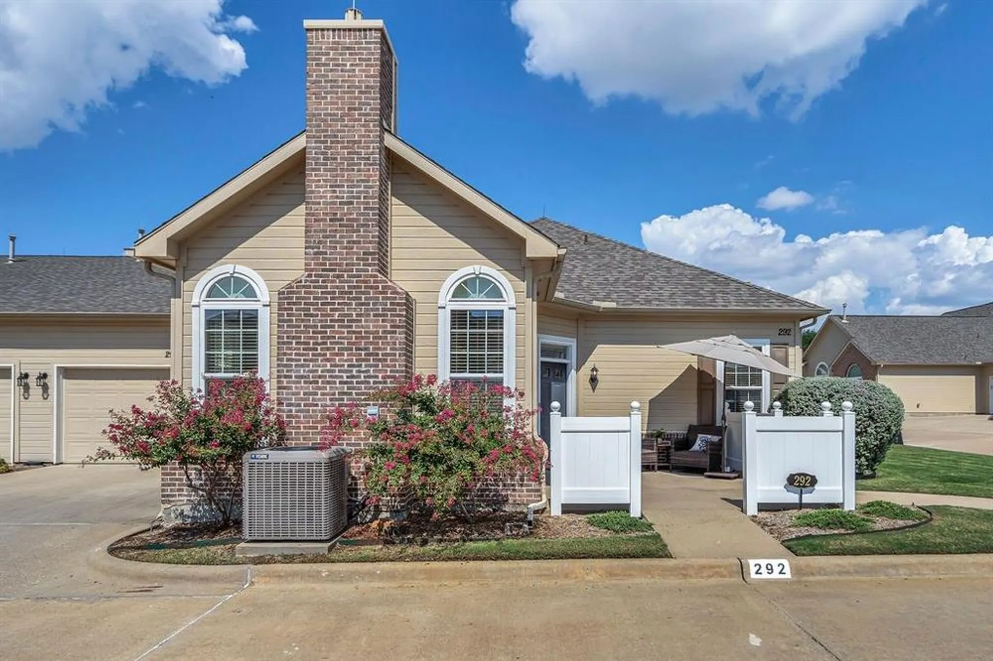 Property Slideshow image 29 of 40 | 2601 marsh ln 292, Plano, TX, 75093
