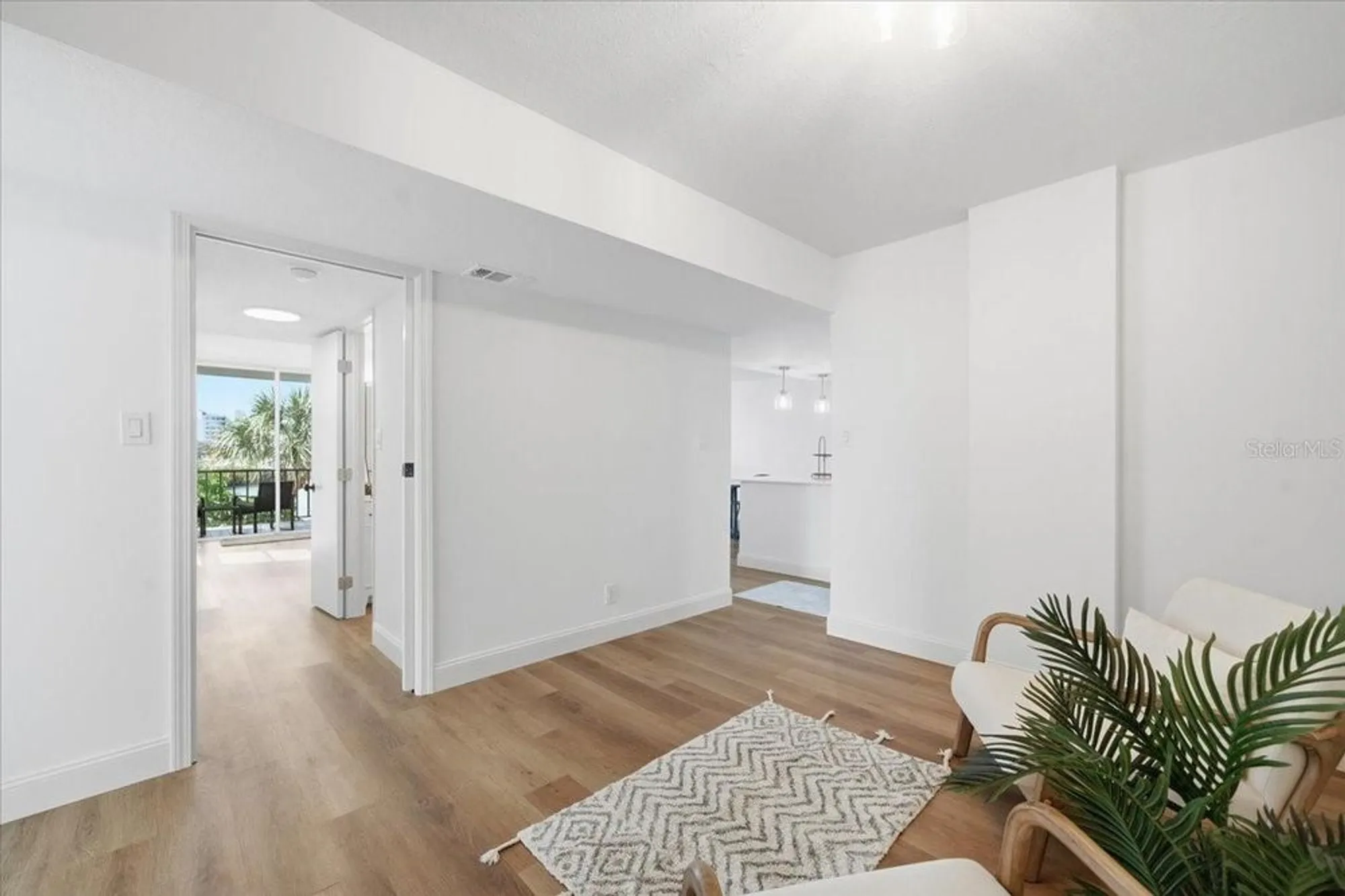 Property Slideshow image 20 of 62 | 7400 sun island dr 202, South Pasadena, FL, 33707