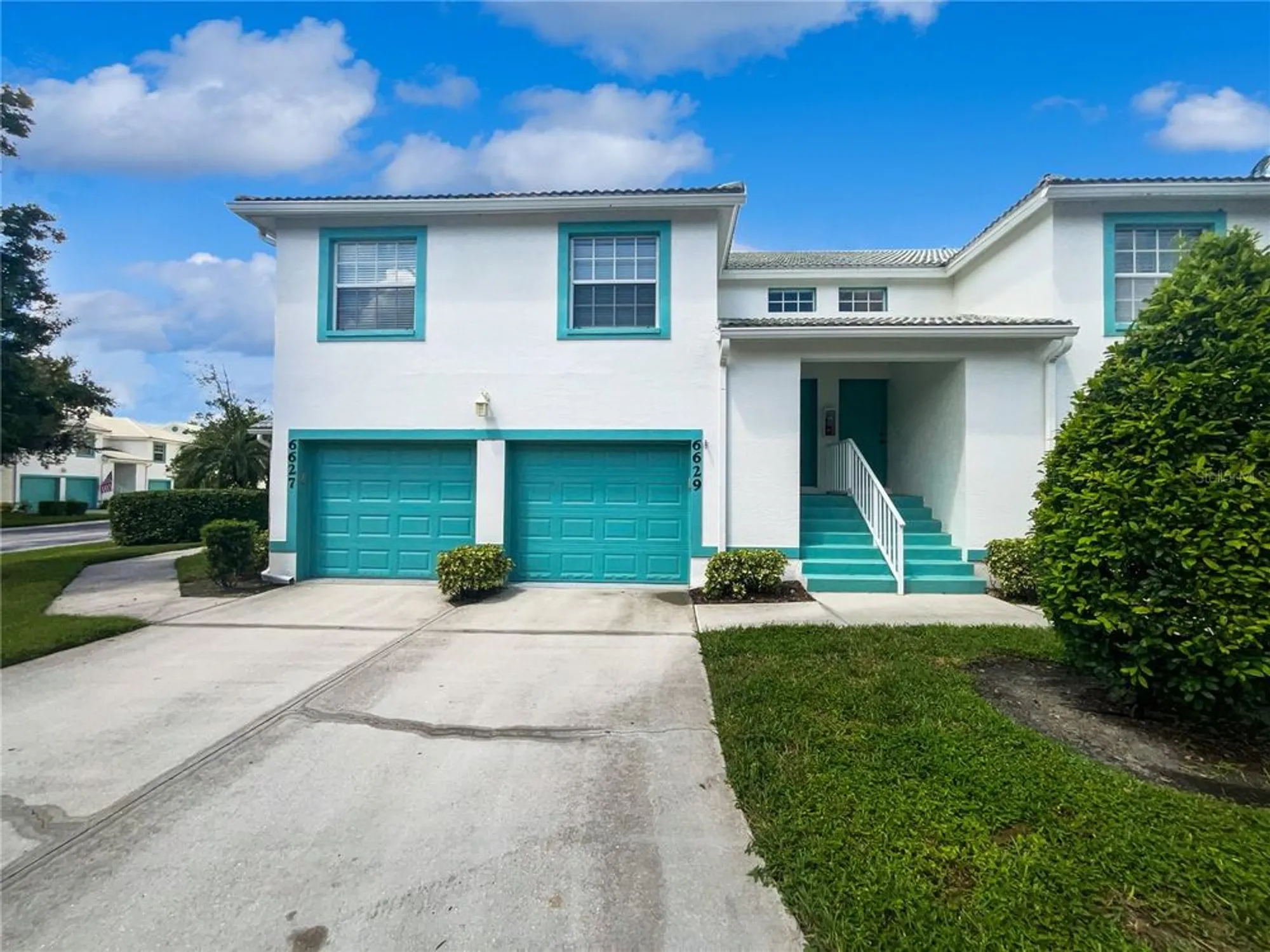 Property Slideshow image 1 of 29 | 6629 pineview ter # 5-201, Bradenton, FL, 34203