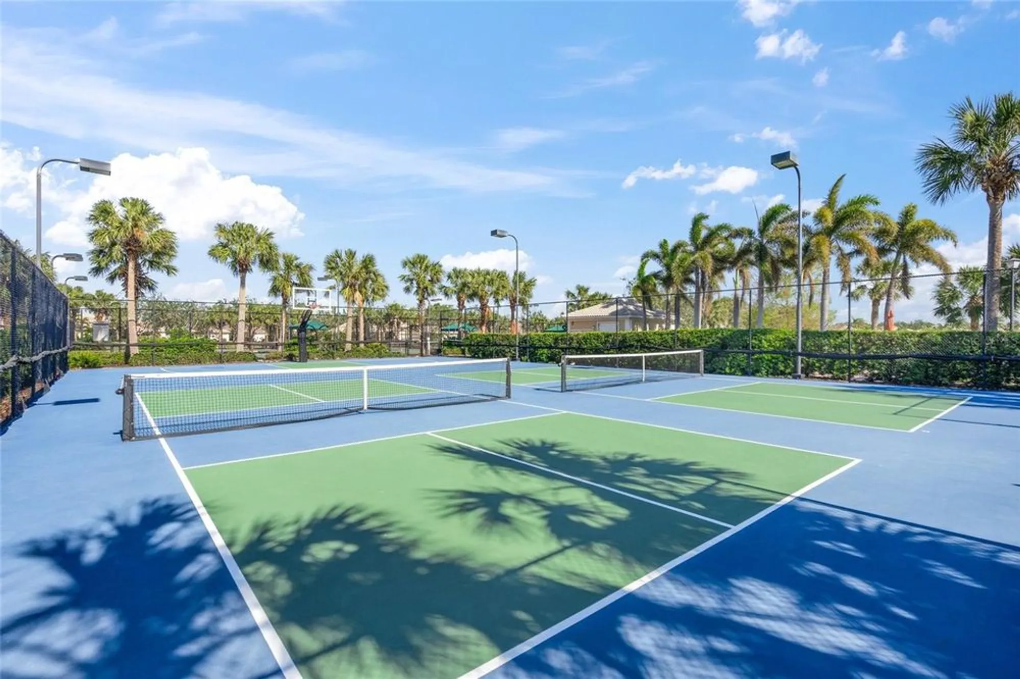 Property Slideshow image 35 of 46 | 5762 benevento dr, Sarasota, FL, 34238