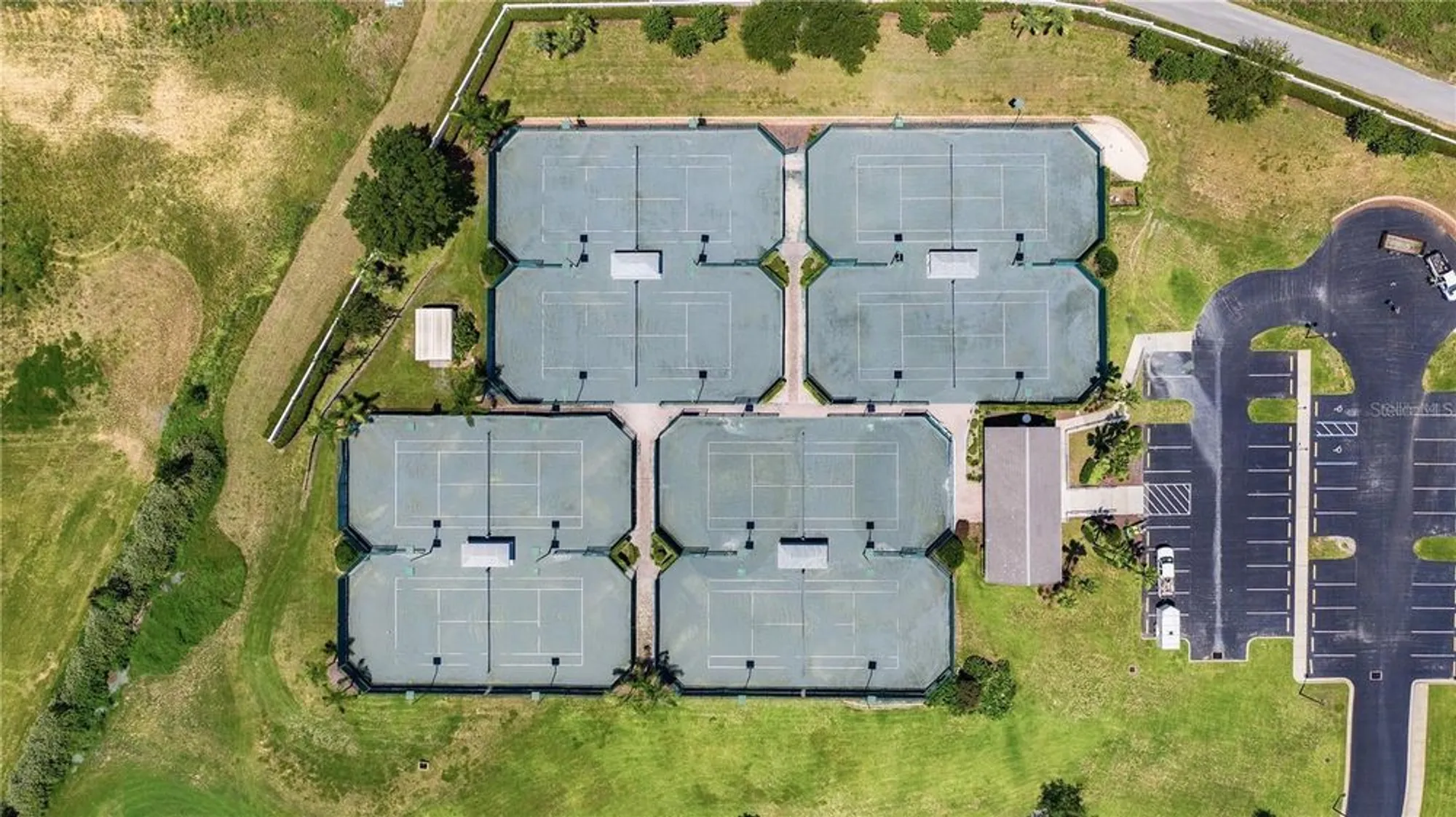 Property Slideshow image 68 of 83 | 748 summit greens blvd, Clermont, FL, 34711