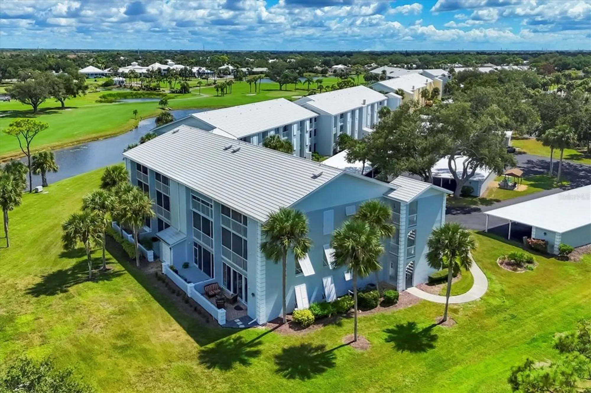 Property Slideshow image 31 of 49 | 404 cerromar cir 308, Venice, FL, 34293