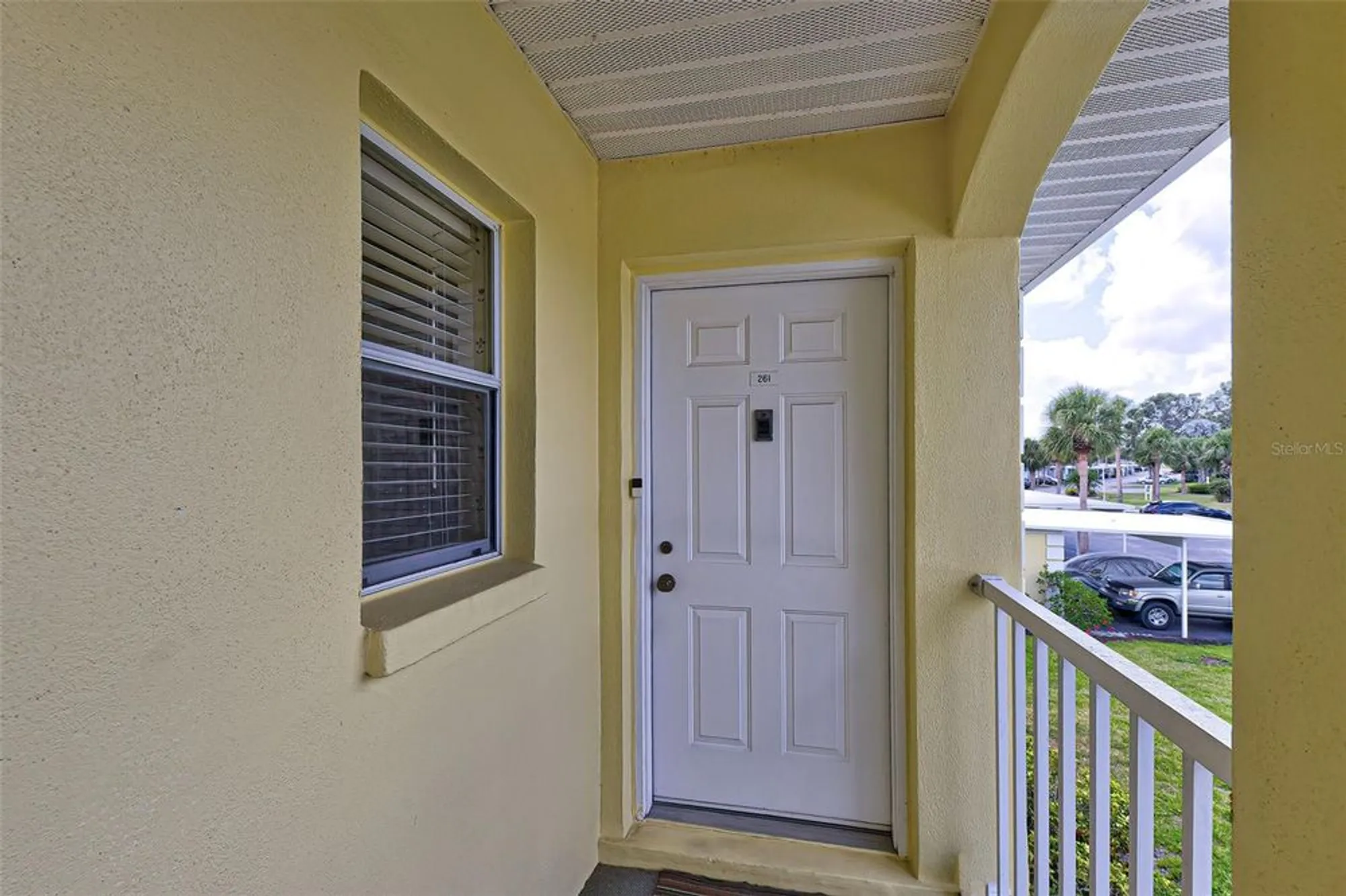 Property Slideshow image 5 of 76 | 418 cerromar ct 261, Venice, FL, 34293