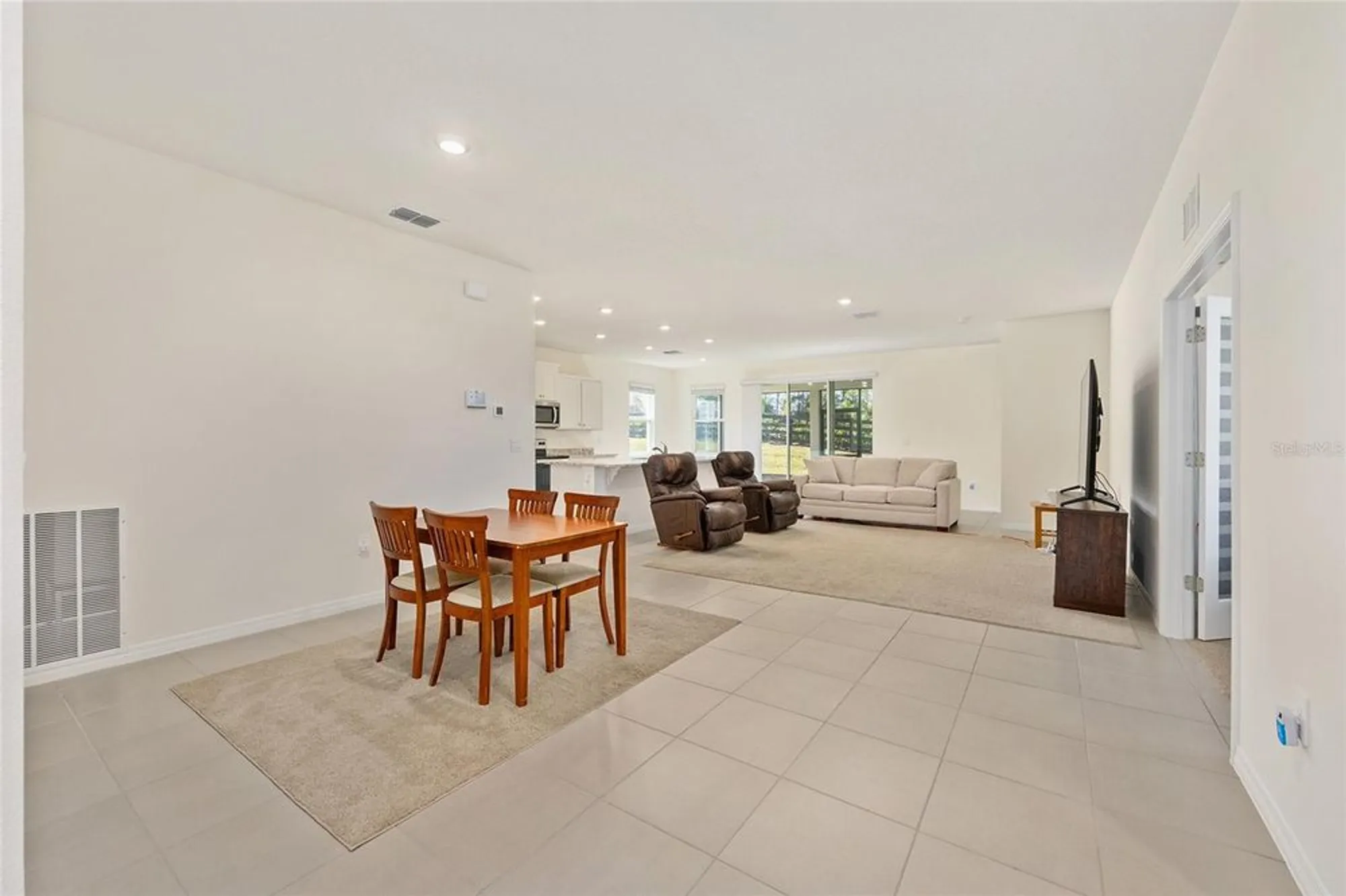 Property Slideshow image 5 of 44 | 6239 sw 93rd loop, Ocala, FL, 34476